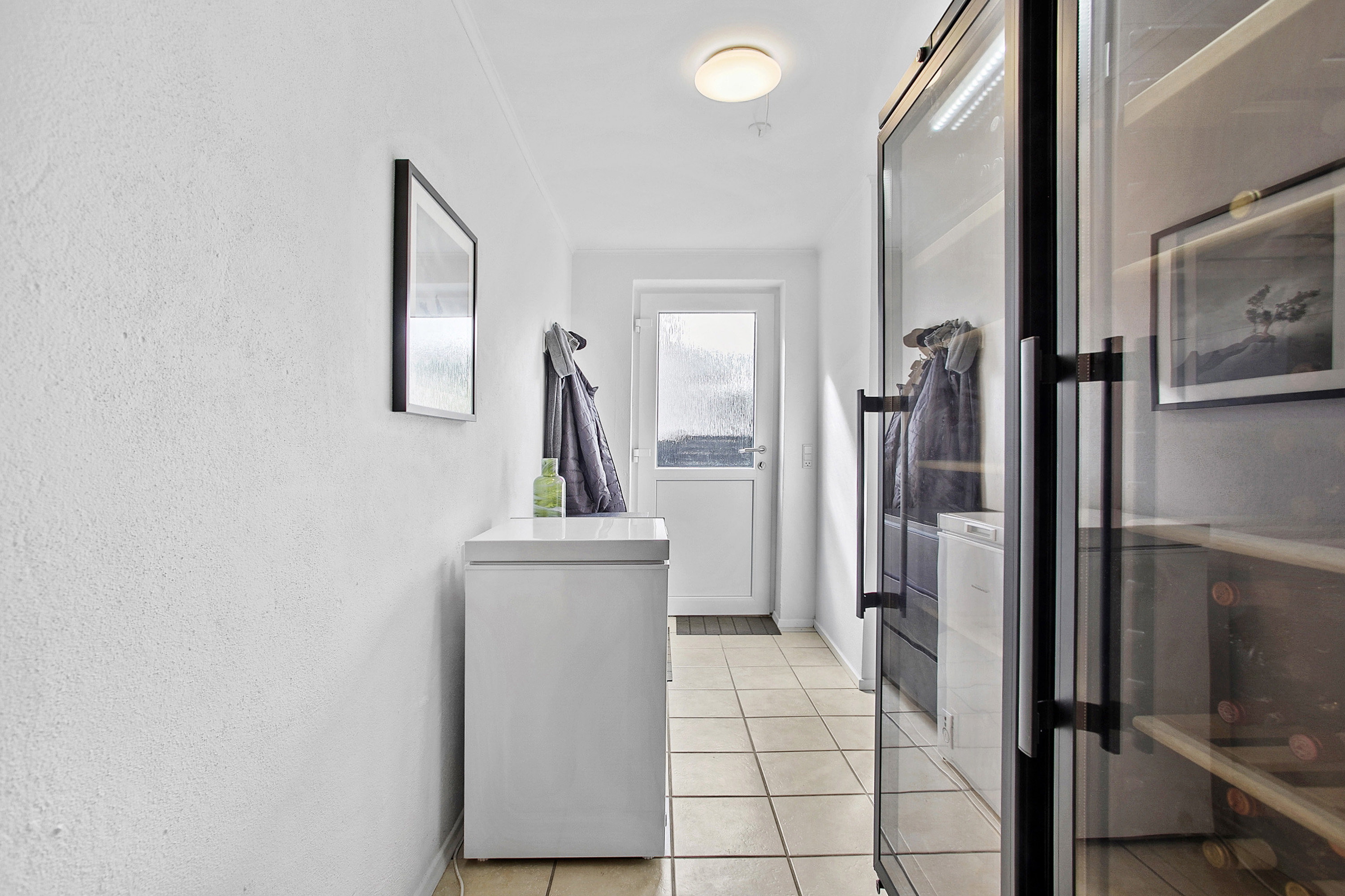 Fremhævet  billede i fuldskærmstilstand. Billede af Hadsundvej 28B, kld.., 9000 Aalborg