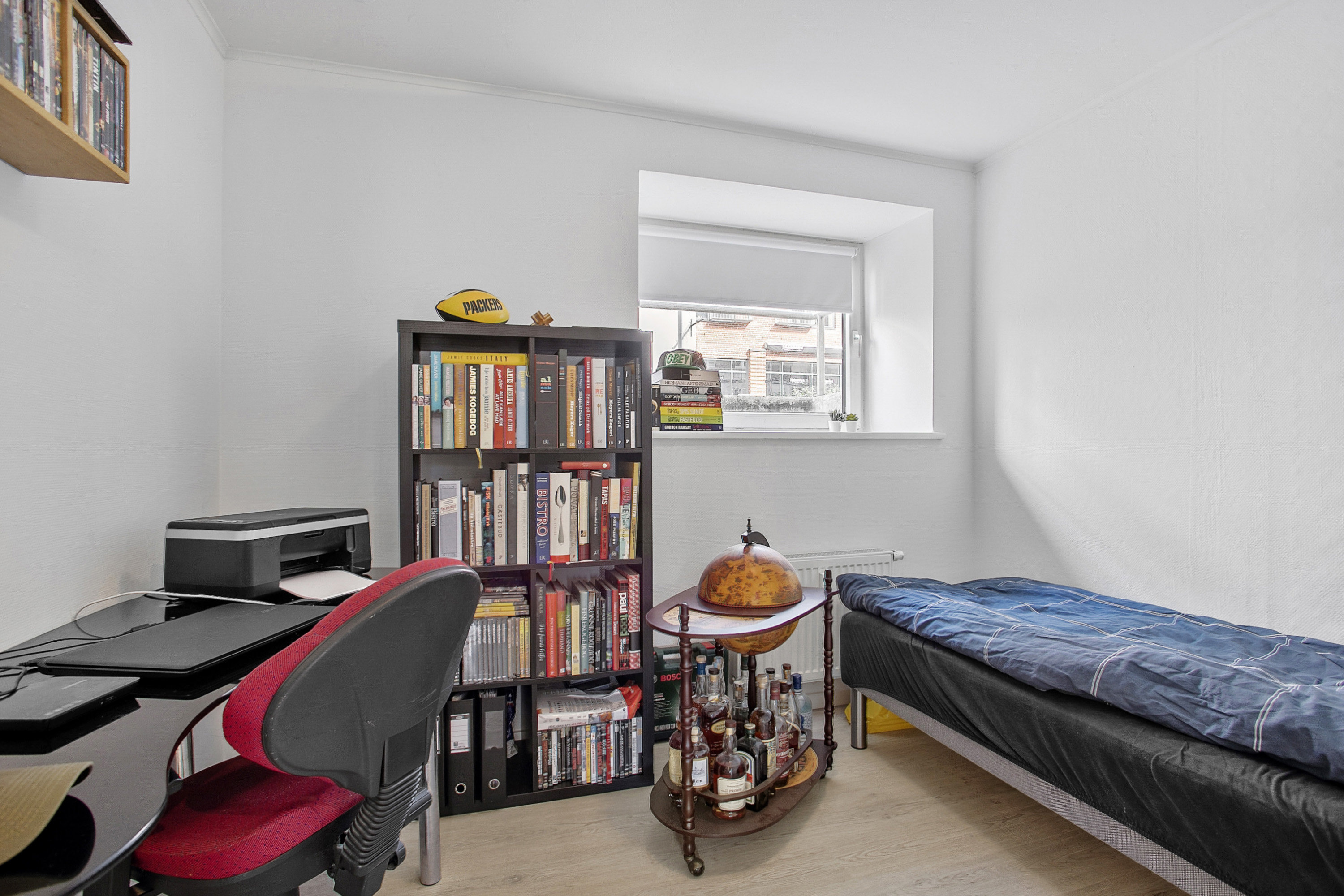 Fremhævet  billede i fuldskærmstilstand. Billede af Hadsundvej 28B, kld.., 9000 Aalborg