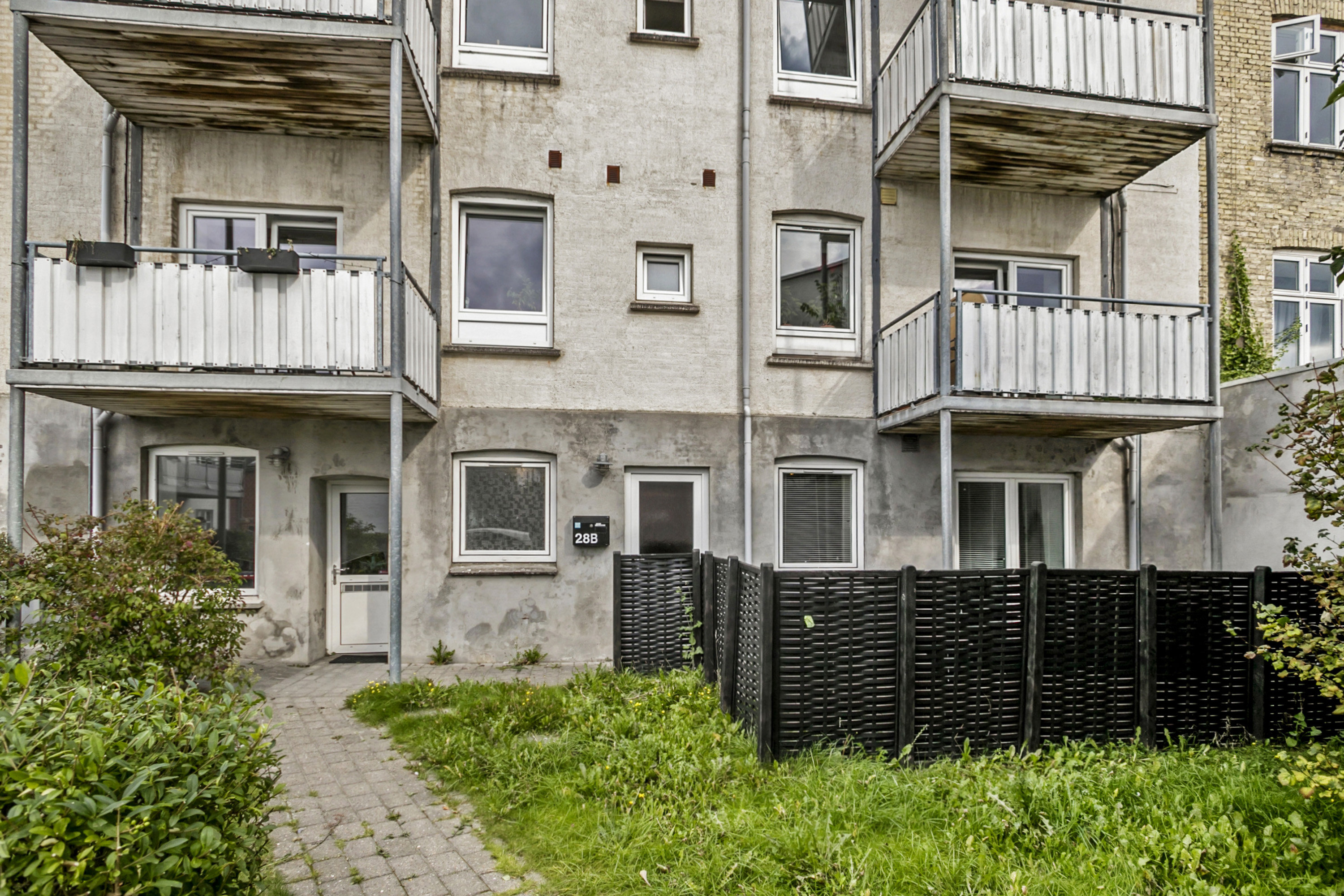 Fremhævet  billede i fuldskærmstilstand. Billede af Hadsundvej 28B, kld.., 9000 Aalborg