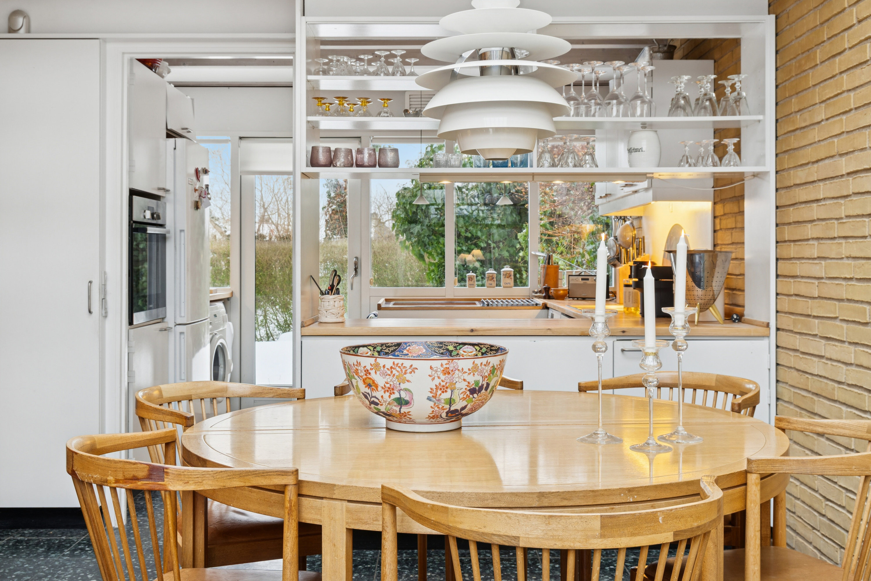 Fremhævet spisestue billede i fuldskærmstilstand. Billede af Gassehaven 17, Gl Holte, 2840 Holte