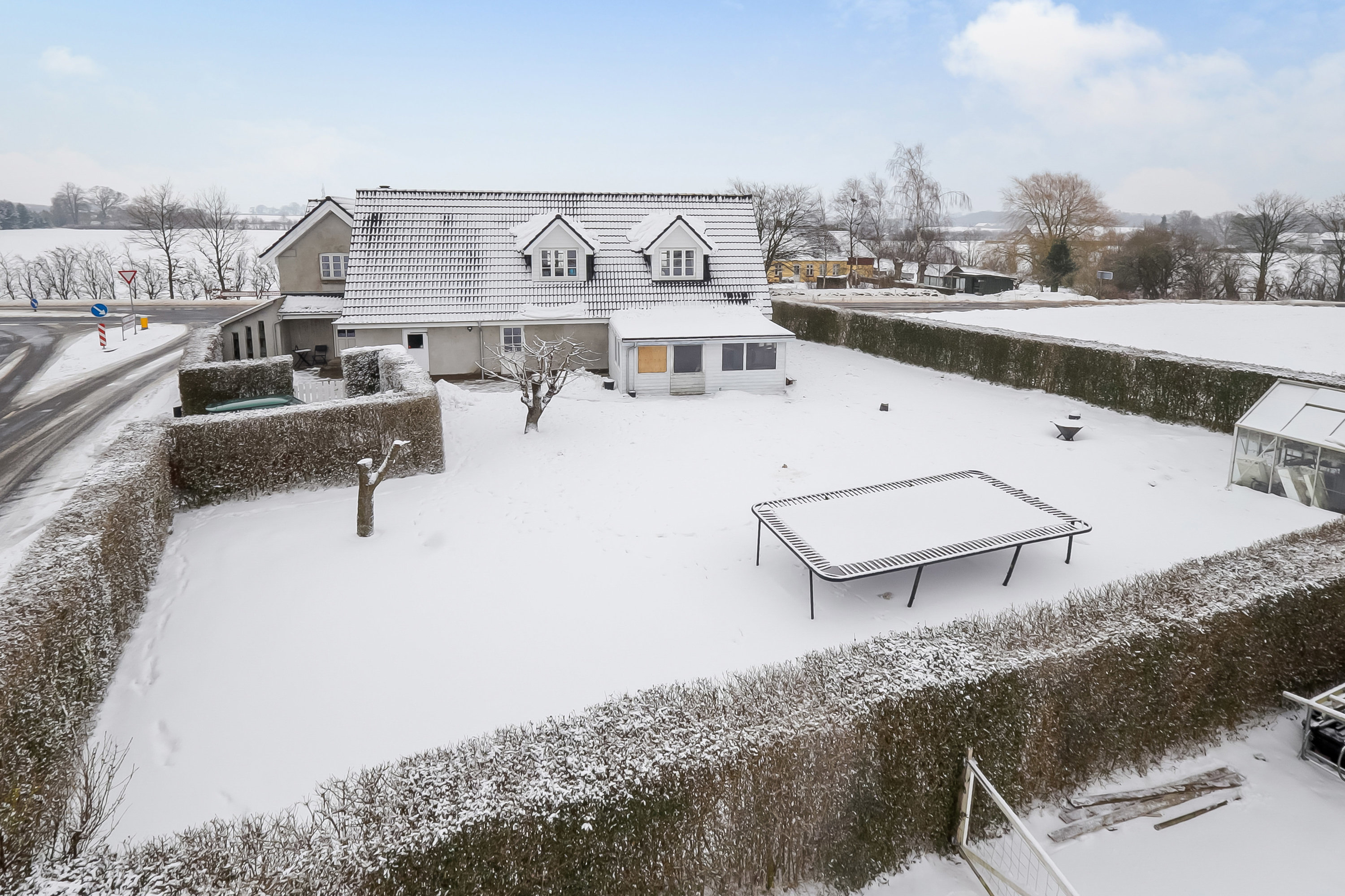 Fremhævet ejendommen billede i fuldskærmstilstand. Billede af Hovedvejen 73, 5771 Stenstrup