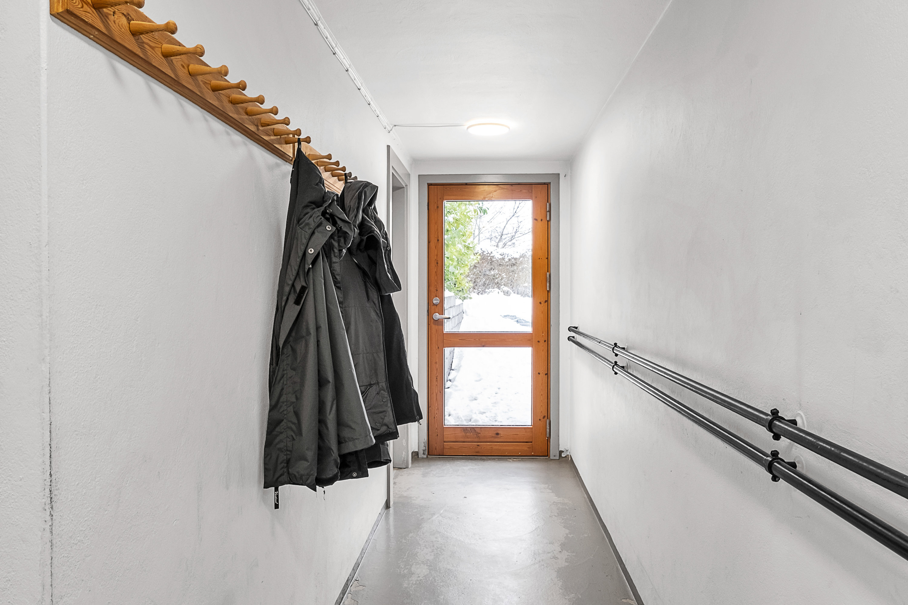 Fremhævet gang billede i fuldskærmstilstand. Billede af Kådhøjvej 10, 8530 Hjortshøj