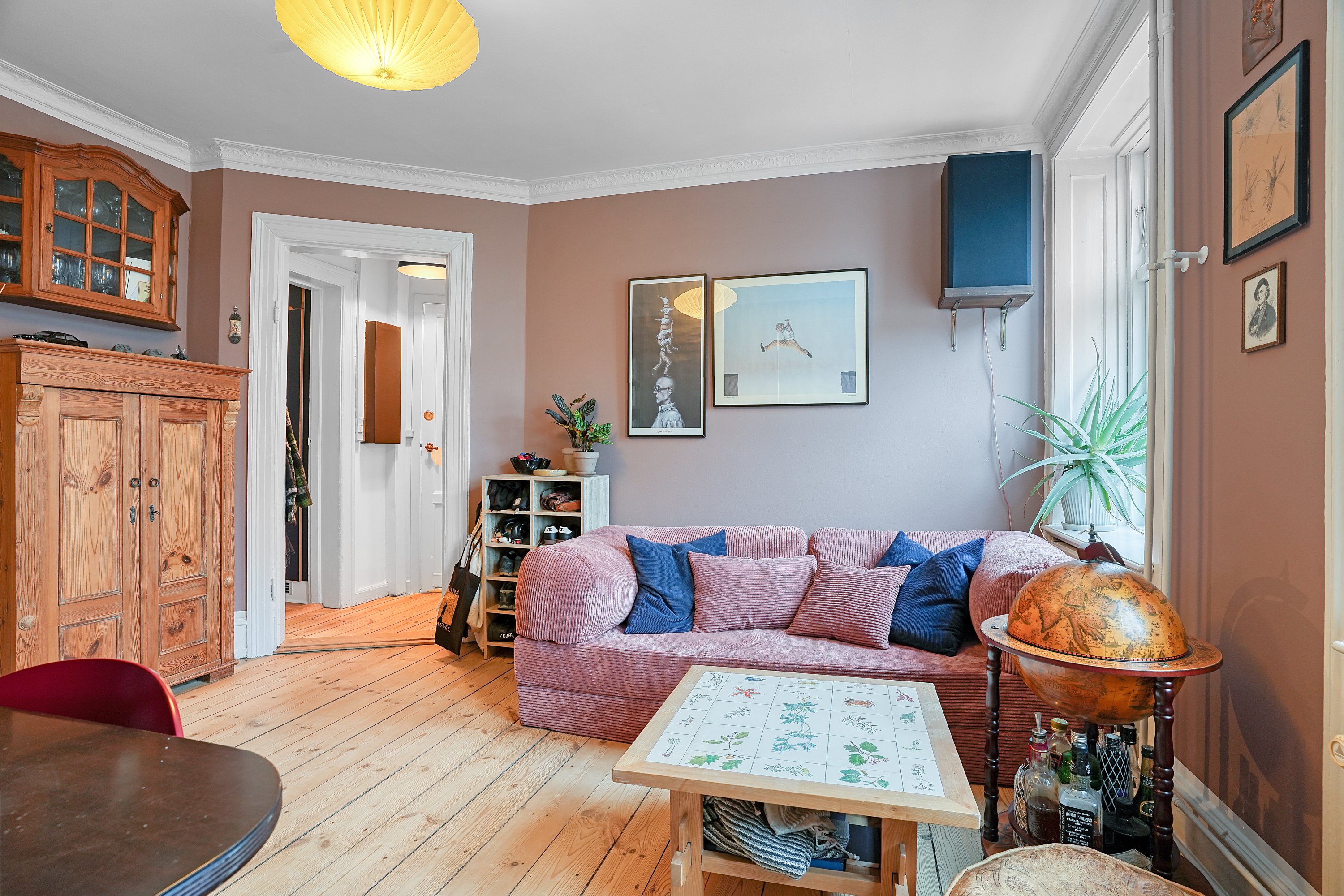 Fremhævet stue billede i fuldskærmstilstand. Billede af Farumgade 1, 3. tv., 2200 København N