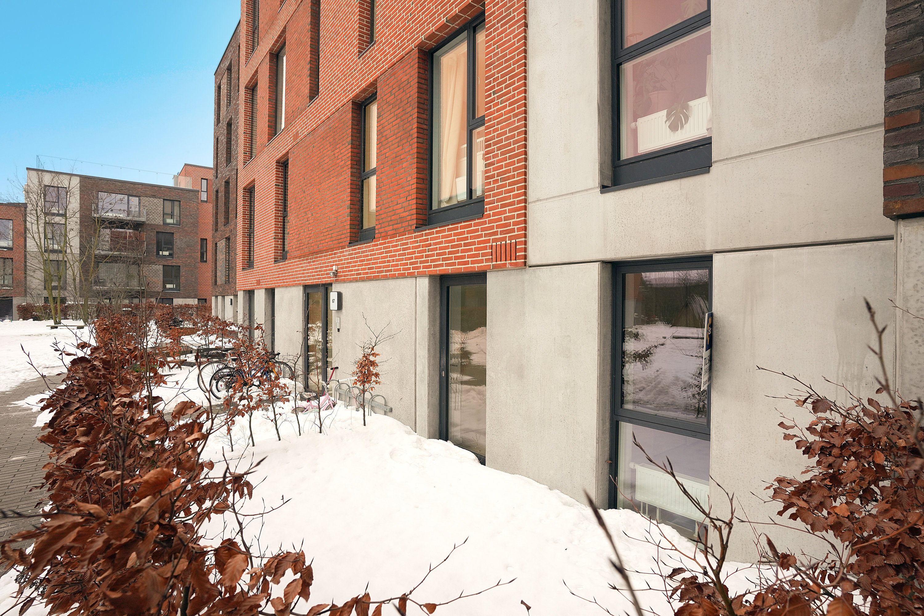 Miniaturebillede 1: ejendommen. Billede af Kløverbladsgade 67, st.. tv., 2500 Valby