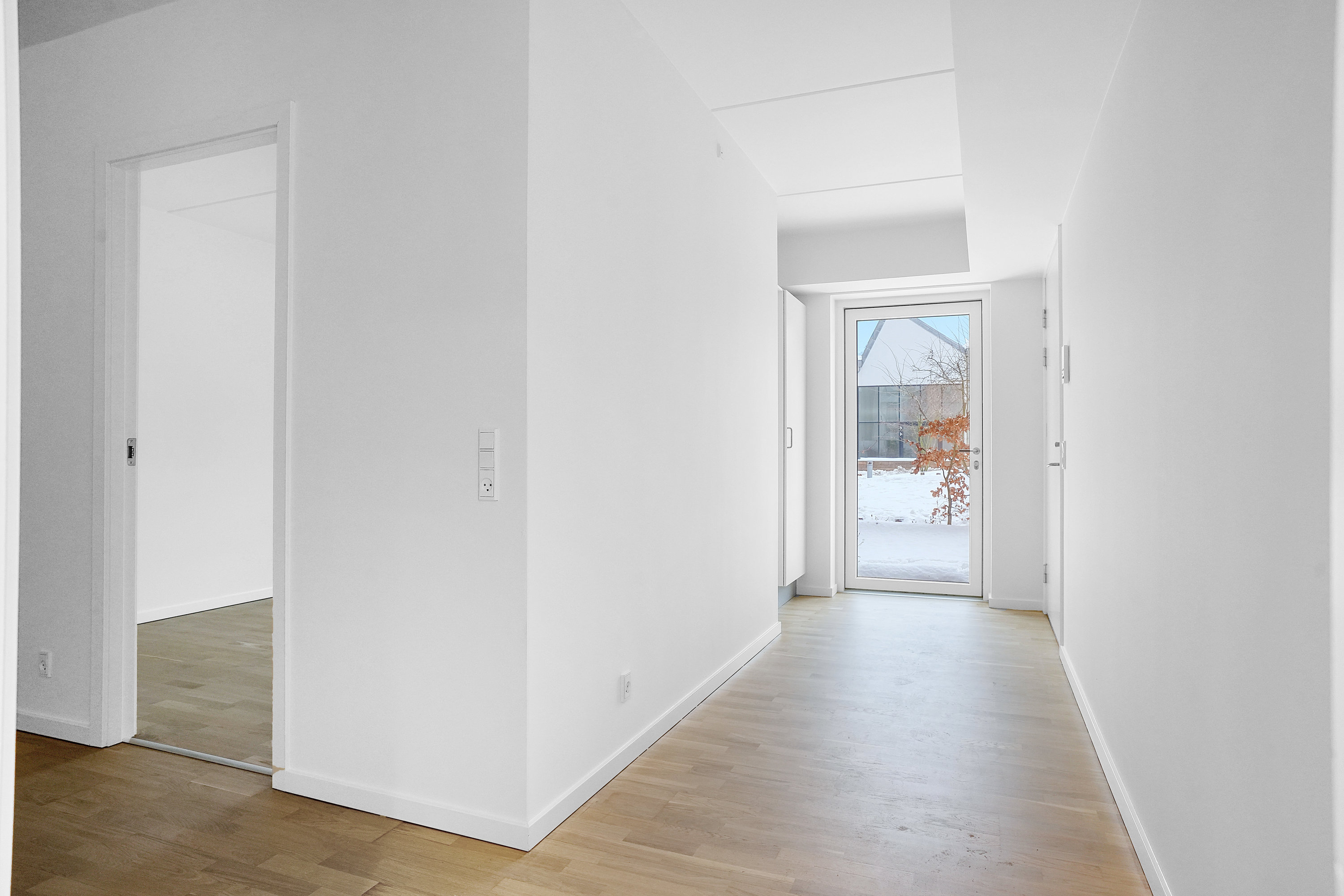 Fremhævet entré billede i fuldskærmstilstand. Billede af Kløverbladsgade 67, st.. tv., 2500 Valby