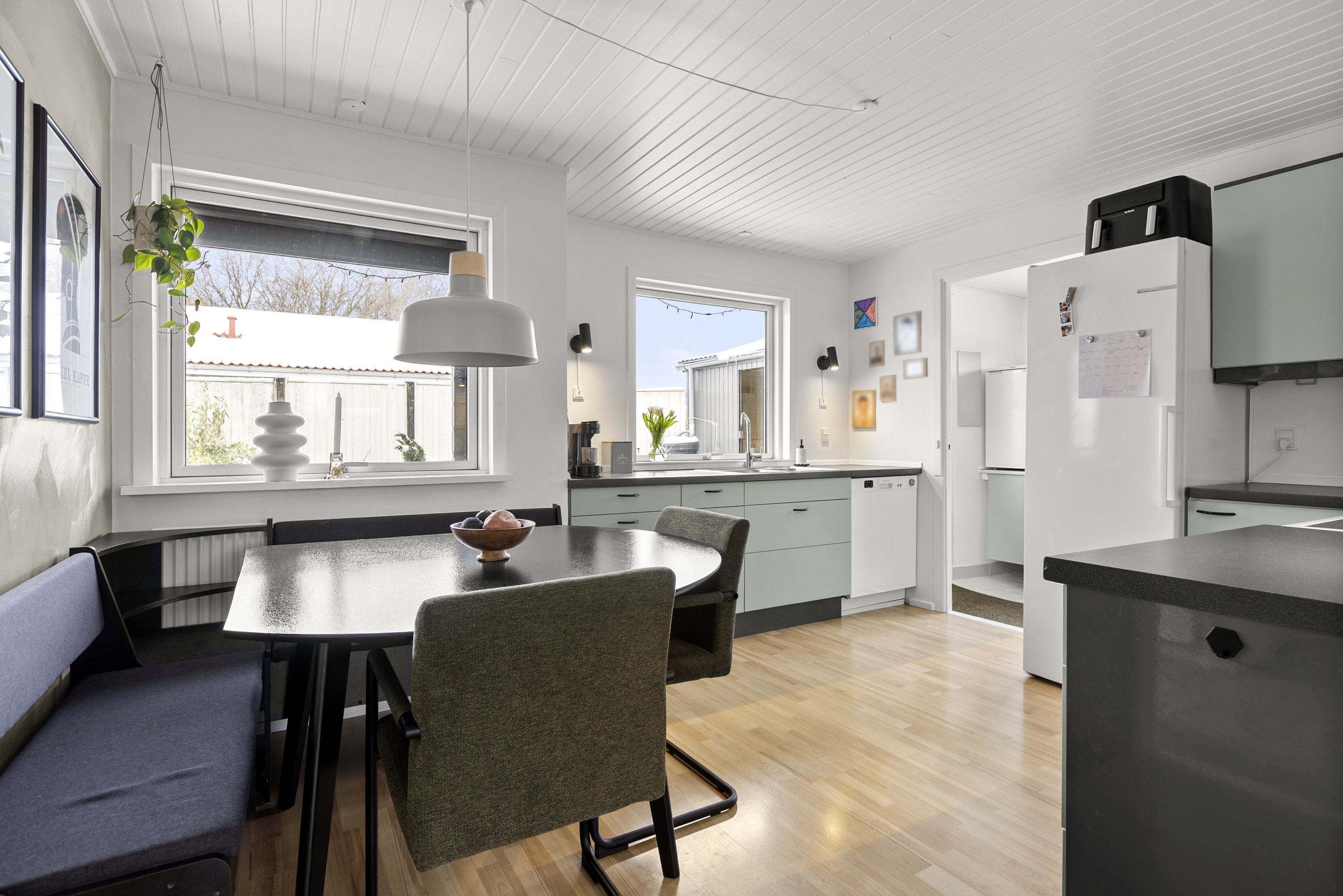 Fremhævet køkken billede i fuldskærmstilstand. Billede af Rørmosevej 20, 4400 Kalundborg