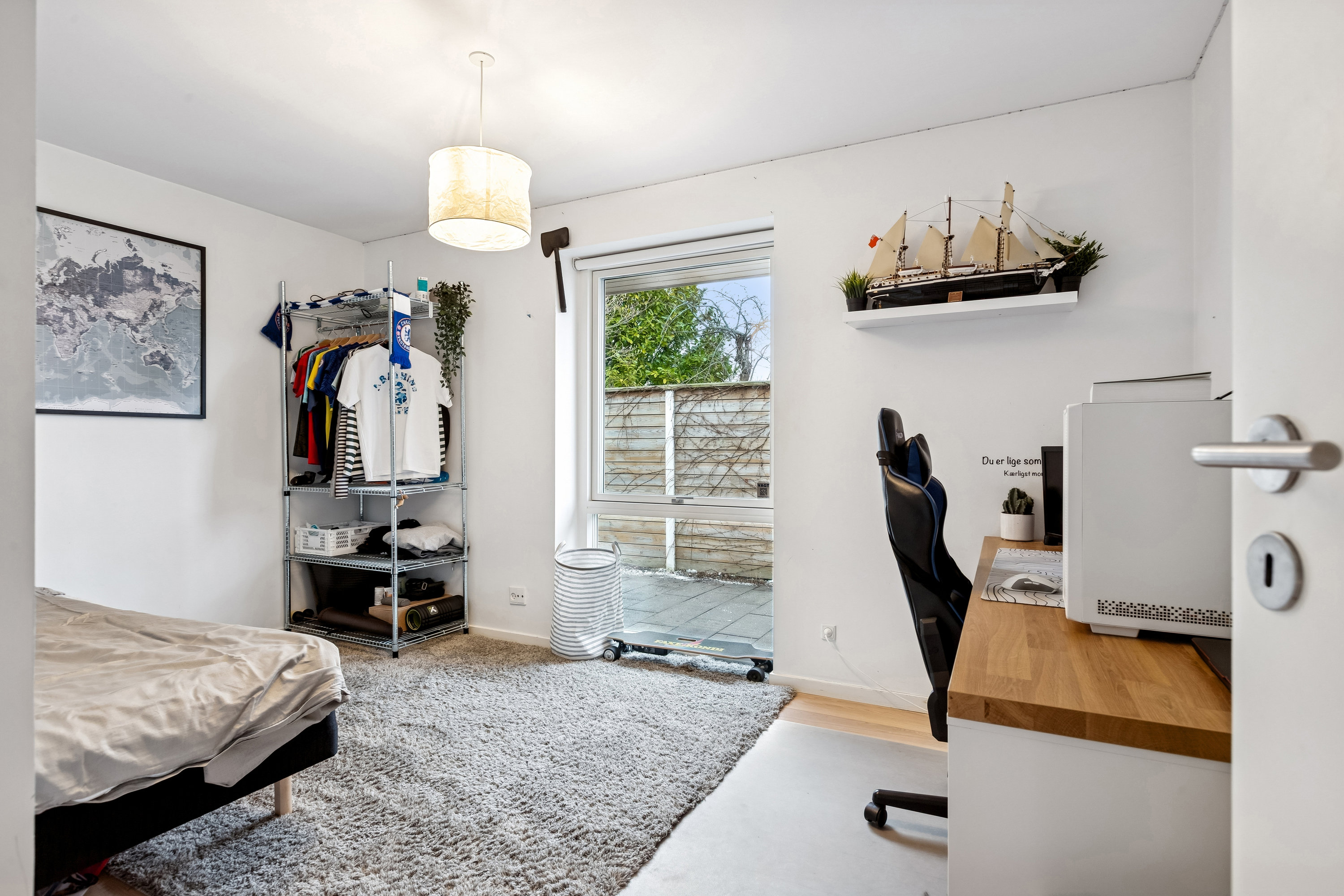 Fremhævet værelse billede i fuldskærmstilstand. Billede af Vosborgvej 21, 2770 Kastrup