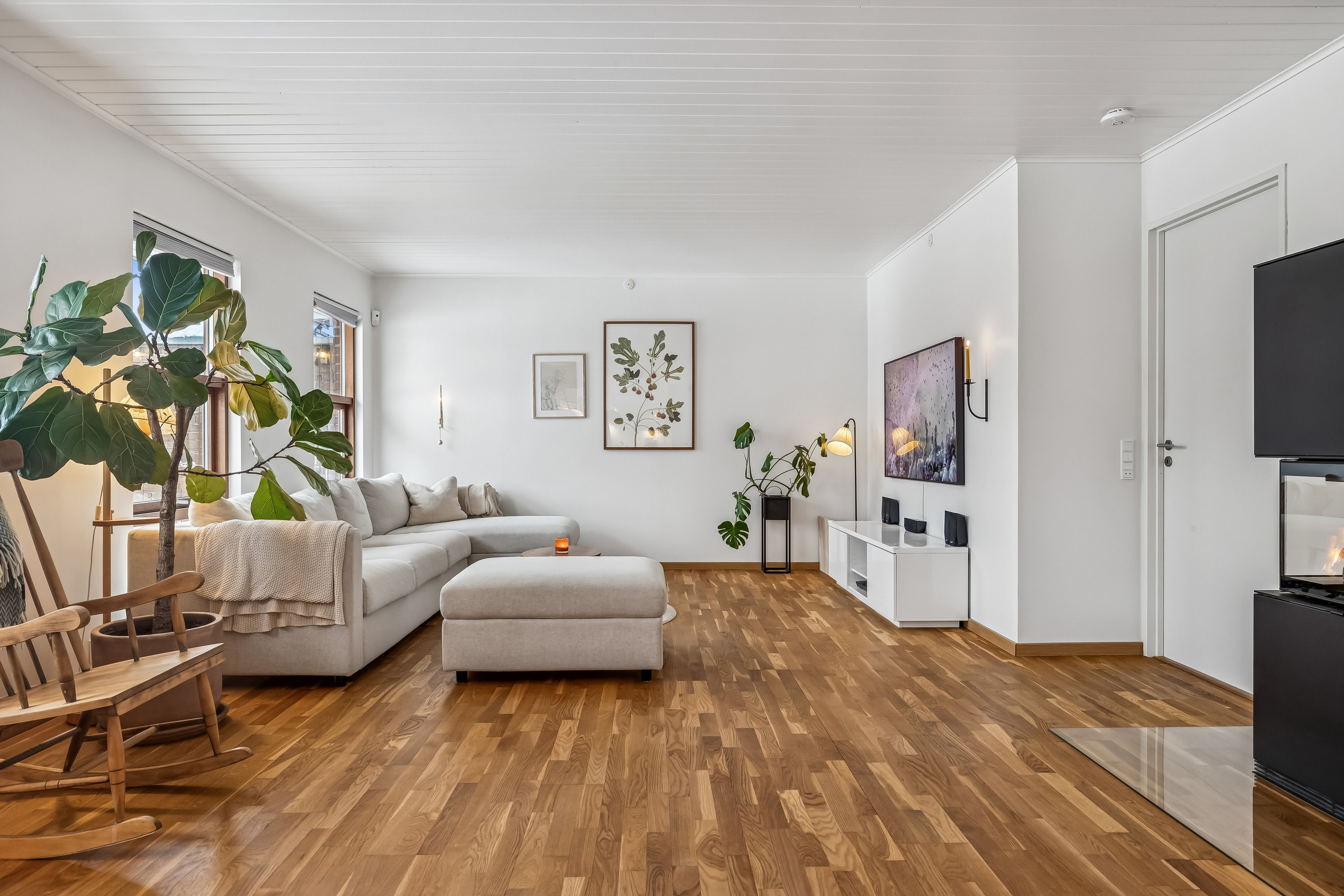 Fremhævet stue billede i fuldskærmstilstand. Billede af Højvænget 231, 8300 Odder