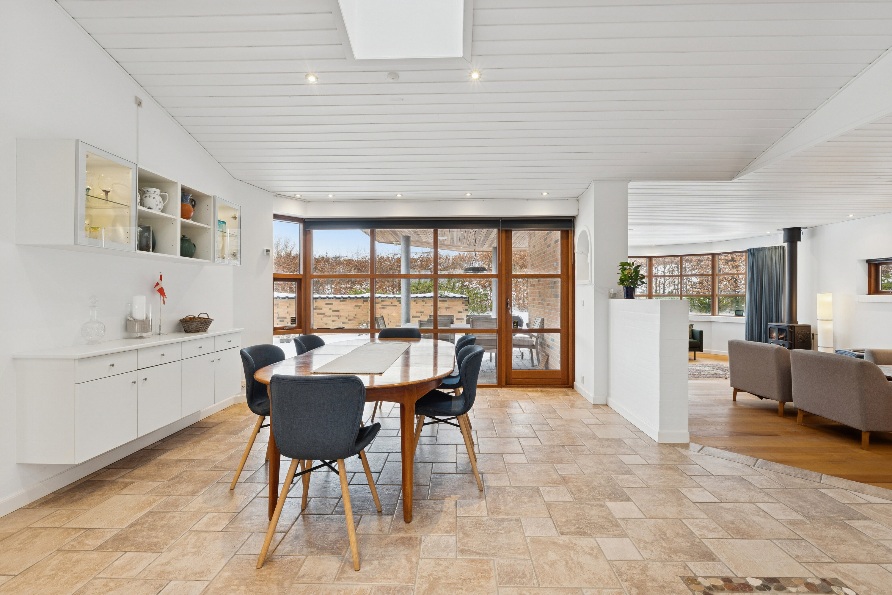 Fremhævet spisestue billede i fuldskærmstilstand. Billede af Ravnsbjerggårdsvej 301, 3480 Fredensborg