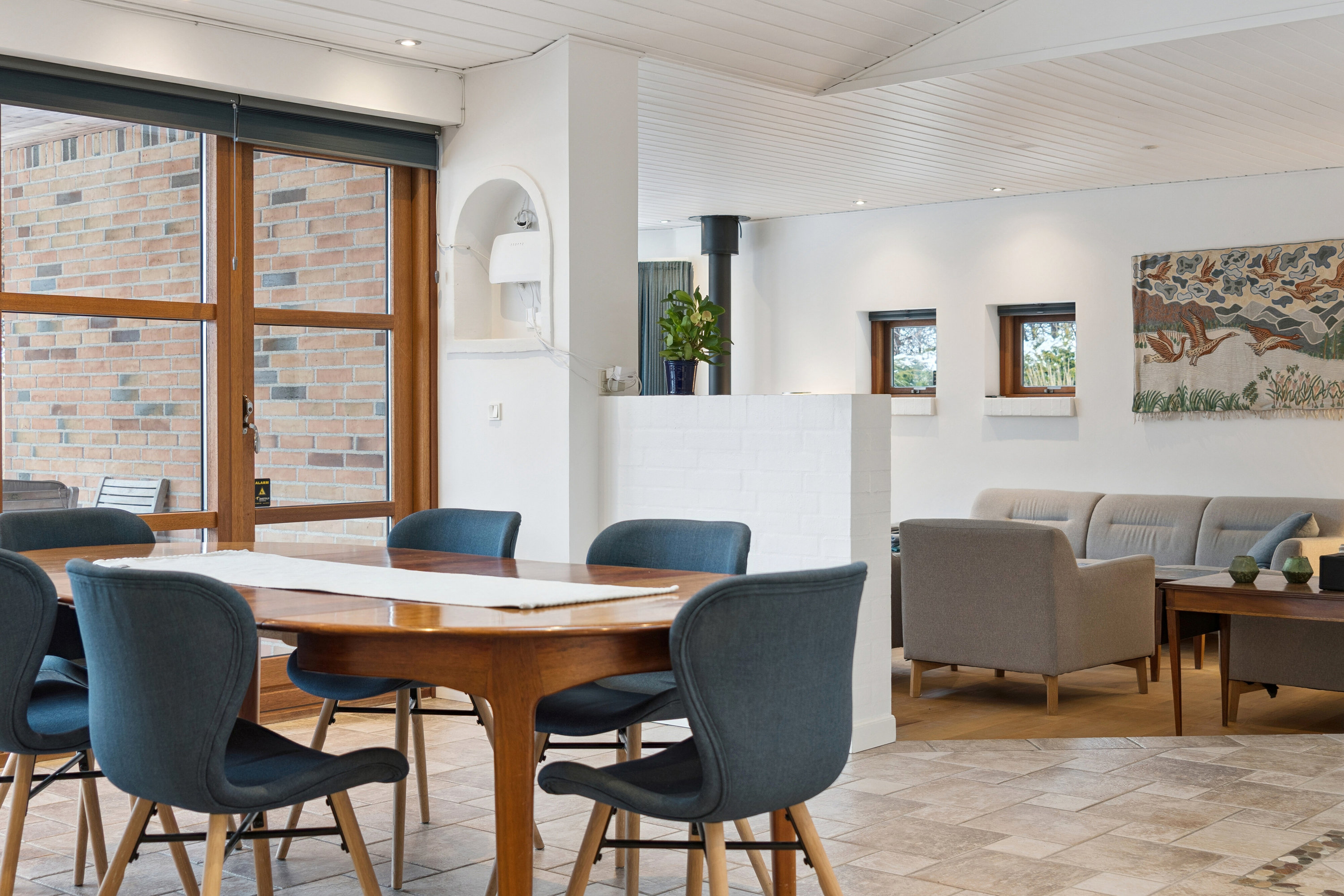 Fremhævet spisestue billede i fuldskærmstilstand. Billede af Ravnsbjerggårdsvej 301, 3480 Fredensborg