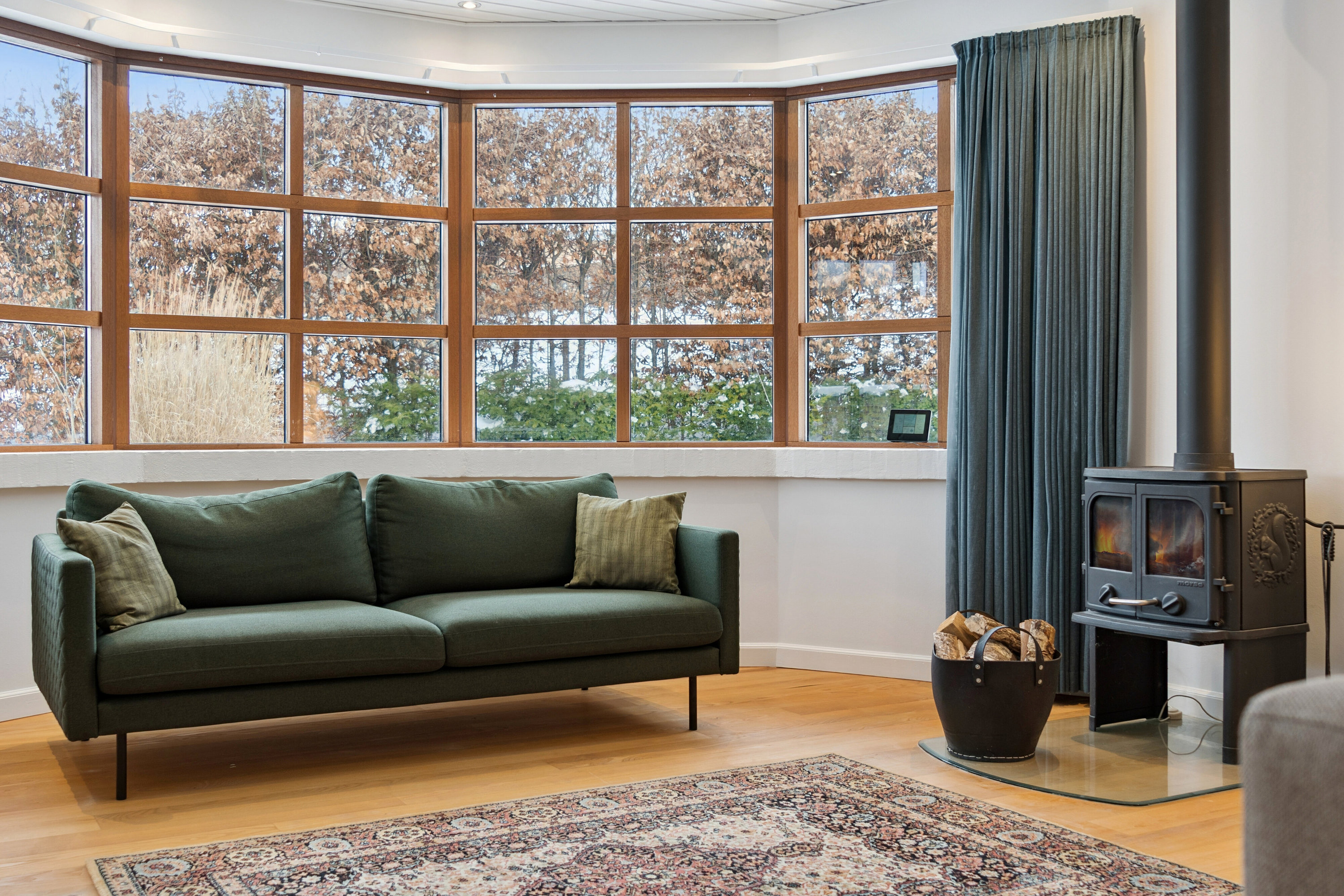 Fremhævet stue billede i fuldskærmstilstand. Billede af Ravnsbjerggårdsvej 301, 3480 Fredensborg