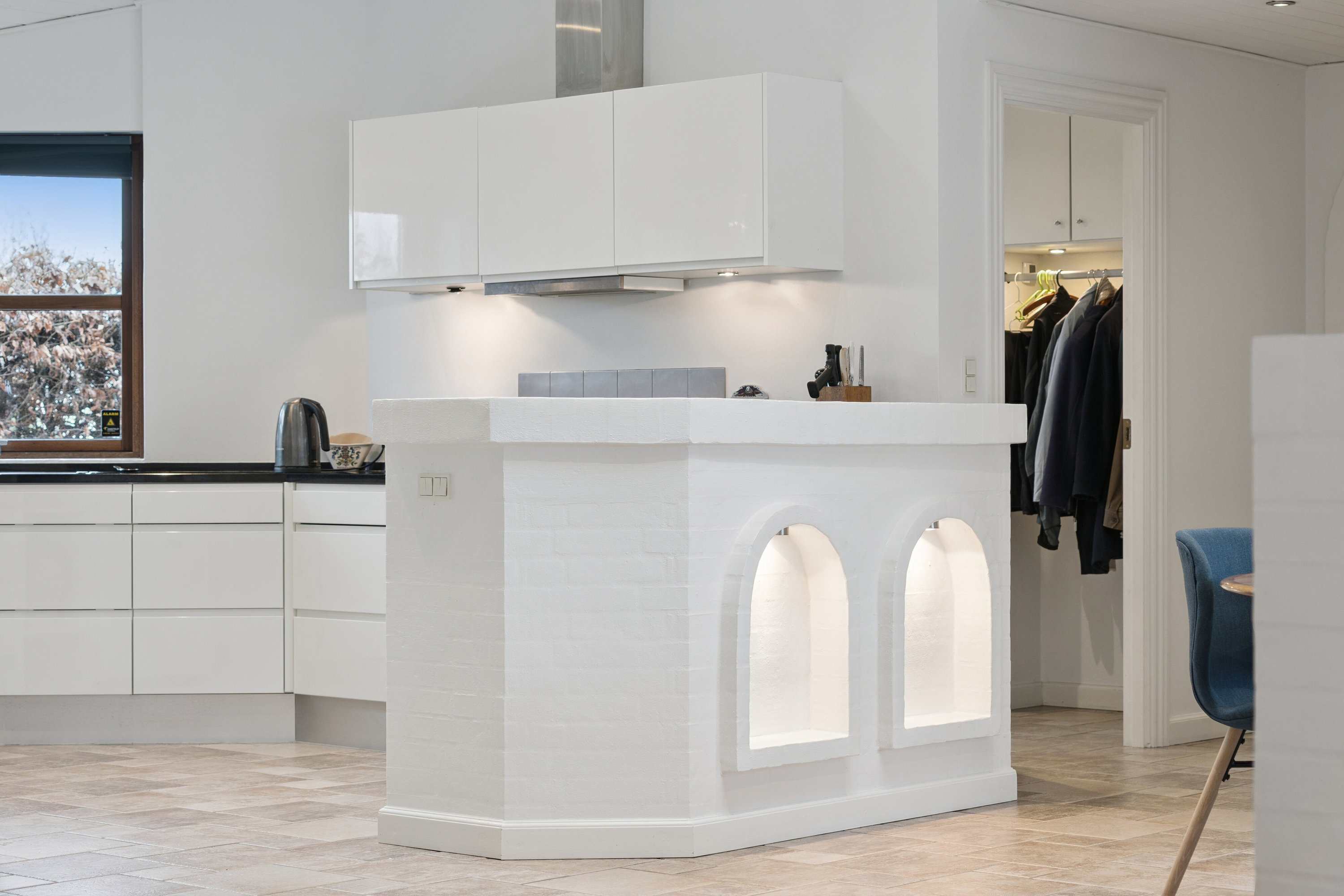 Fremhævet køkken billede i fuldskærmstilstand. Billede af Ravnsbjerggårdsvej 301, 3480 Fredensborg