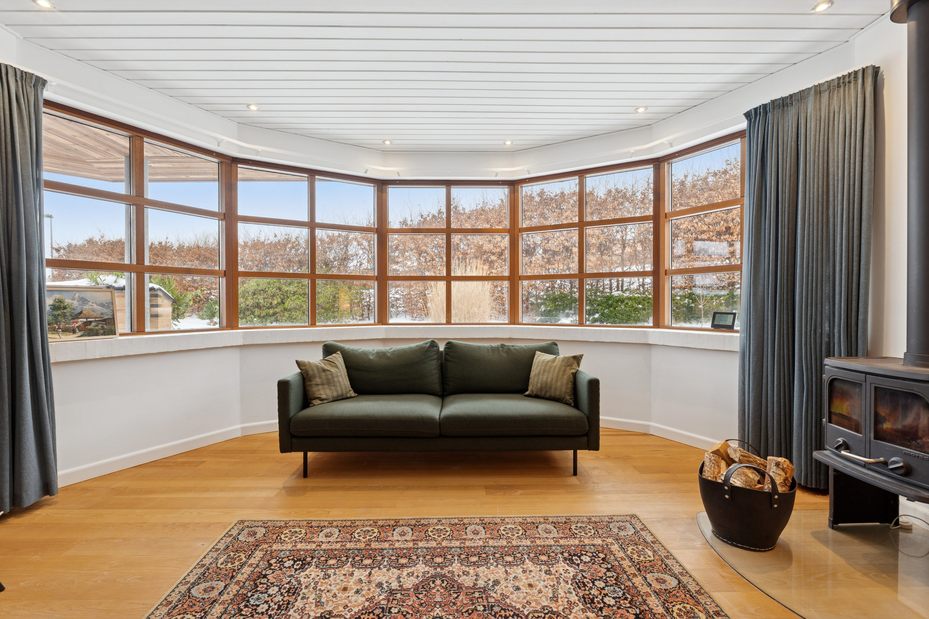 Fremhævet stue billede i fuldskærmstilstand. Billede af Ravnsbjerggårdsvej 301, 3480 Fredensborg