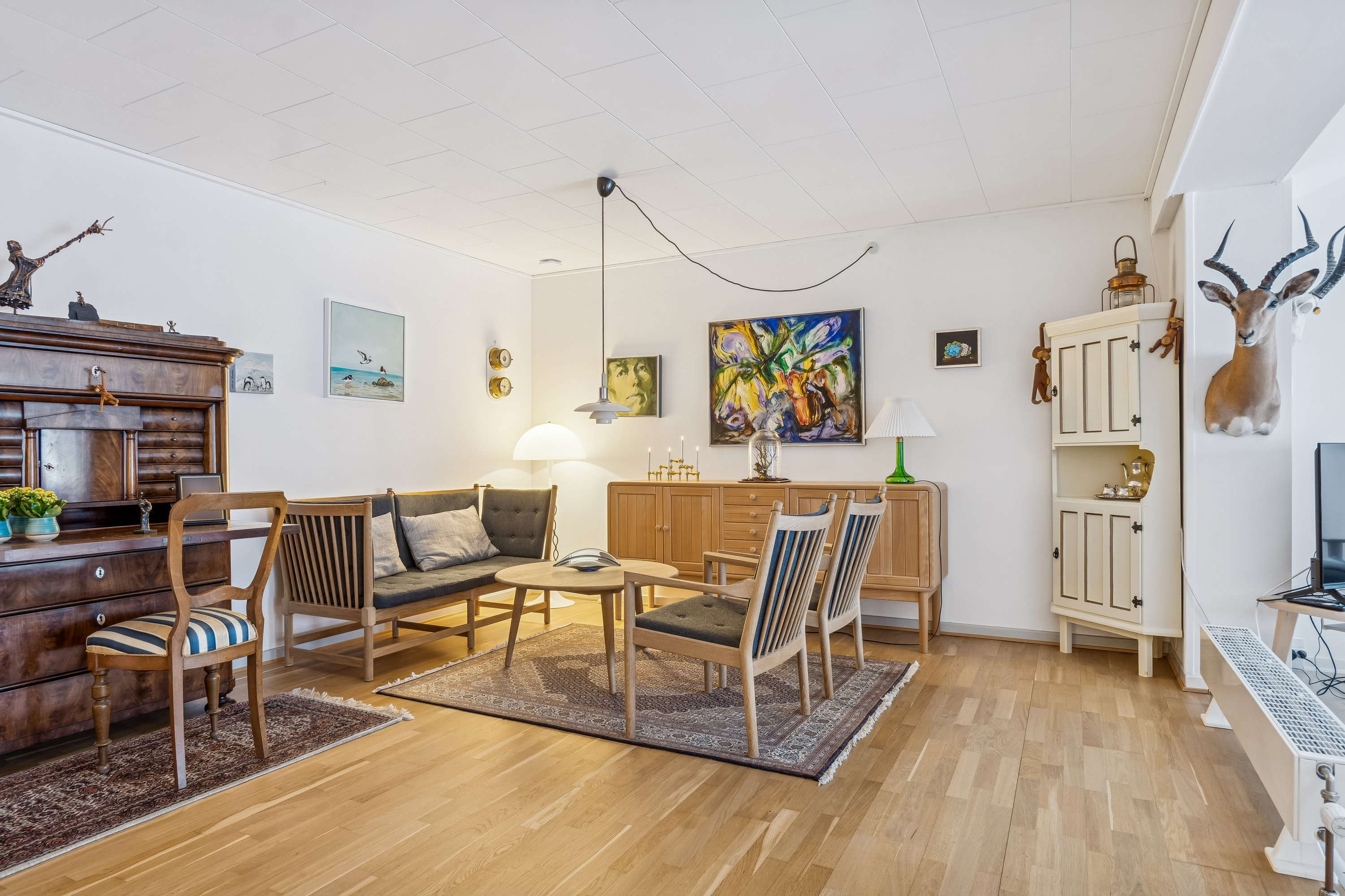 Fremhævet stue billede i fuldskærmstilstand. Billede af Hjejlebakken 47, Snestrup, 5210 Odense NV