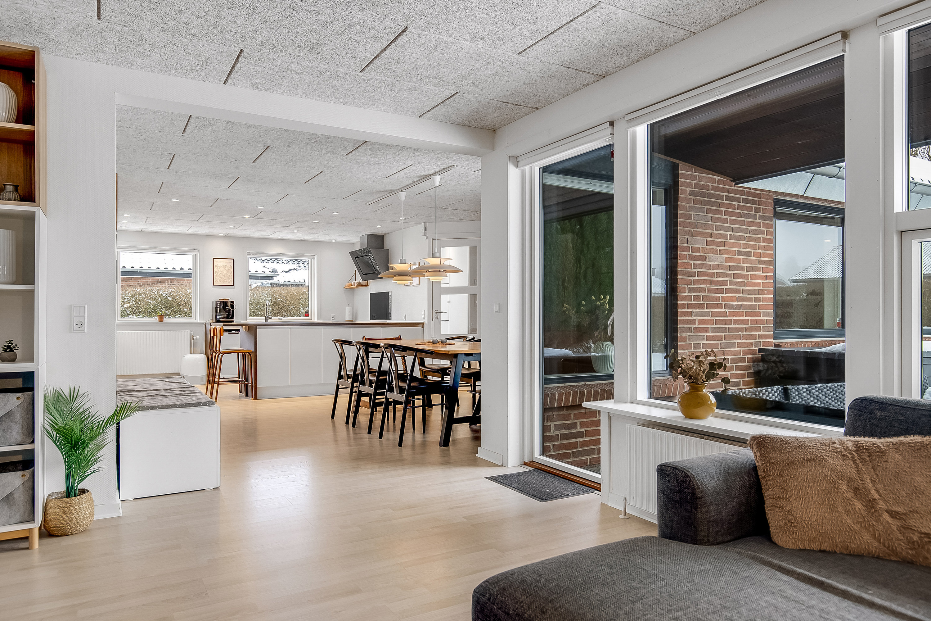 Fremhævet stue billede i fuldskærmstilstand. Billede af Saturnvej 12, 7100 Vejle