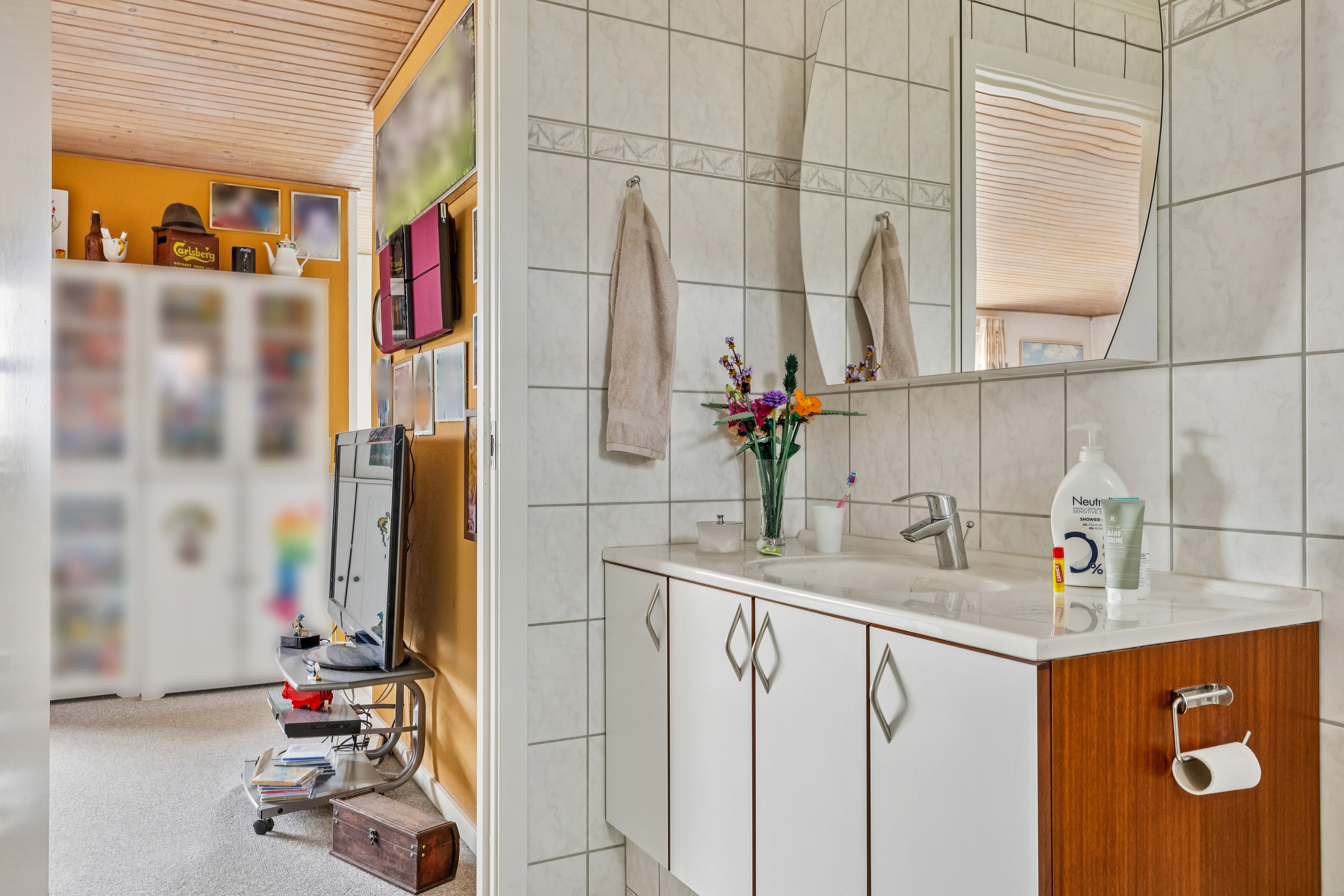 Fremhævet badeværelse billede i fuldskærmstilstand. Billede af Floravænget 10D, 5471 Søndersø