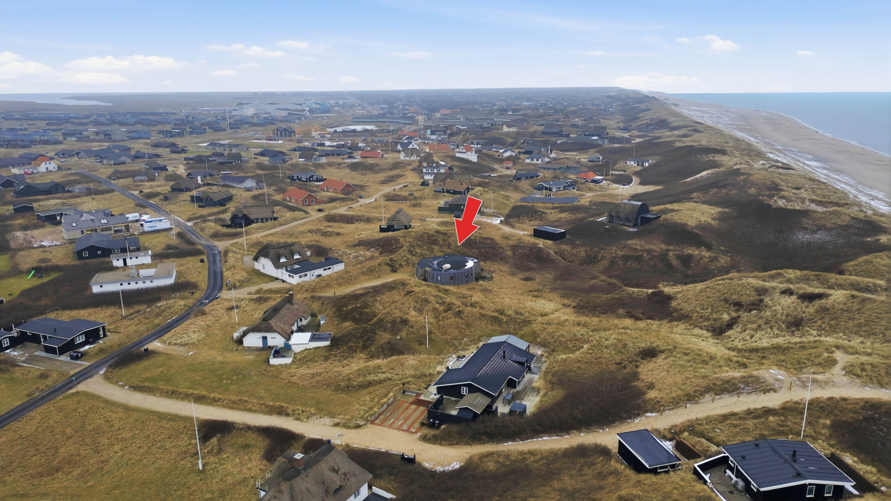 Fremhævet luftfoto billede i fuldskærmstilstand. Billede af Hafavej 63, Søndervig, 6950 Ringkøbing