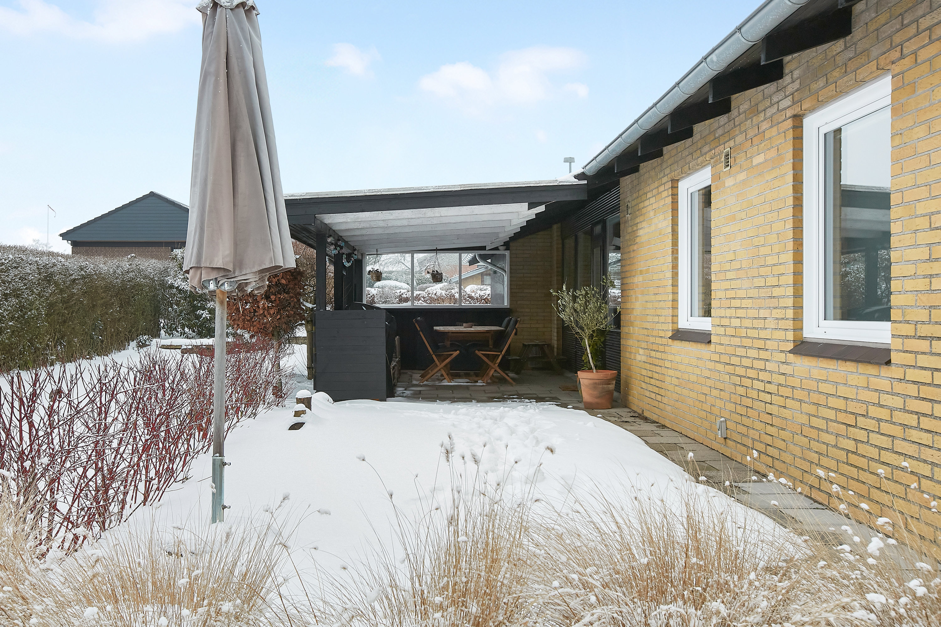 Fremhævet terrasse billede i fuldskærmstilstand. Billede af Rødkløvervej 13, Tyrsted, 8700 Horsens