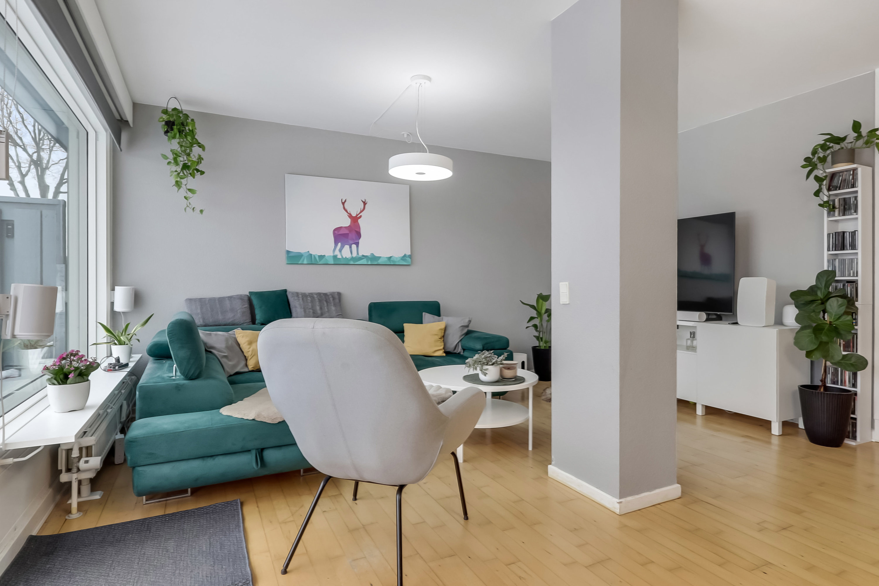 Fremhævet stue billede i fuldskærmstilstand. Billede af Wandallsvej 37D, kld.. th., 5700 Svendborg