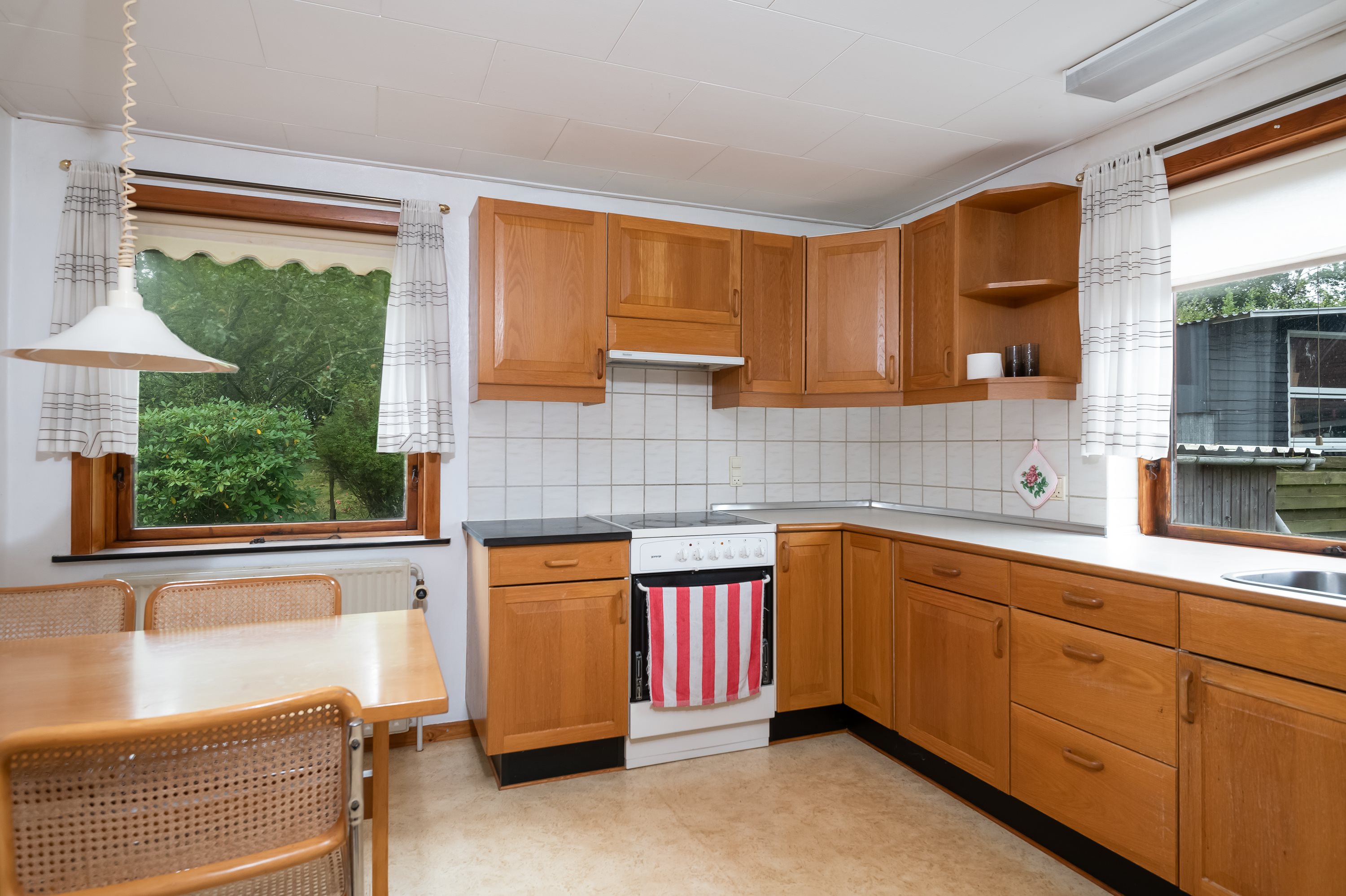 Miniaturebillede 2: køkken. Billede af Kammervej 11, Lendum, 9870 Sindal