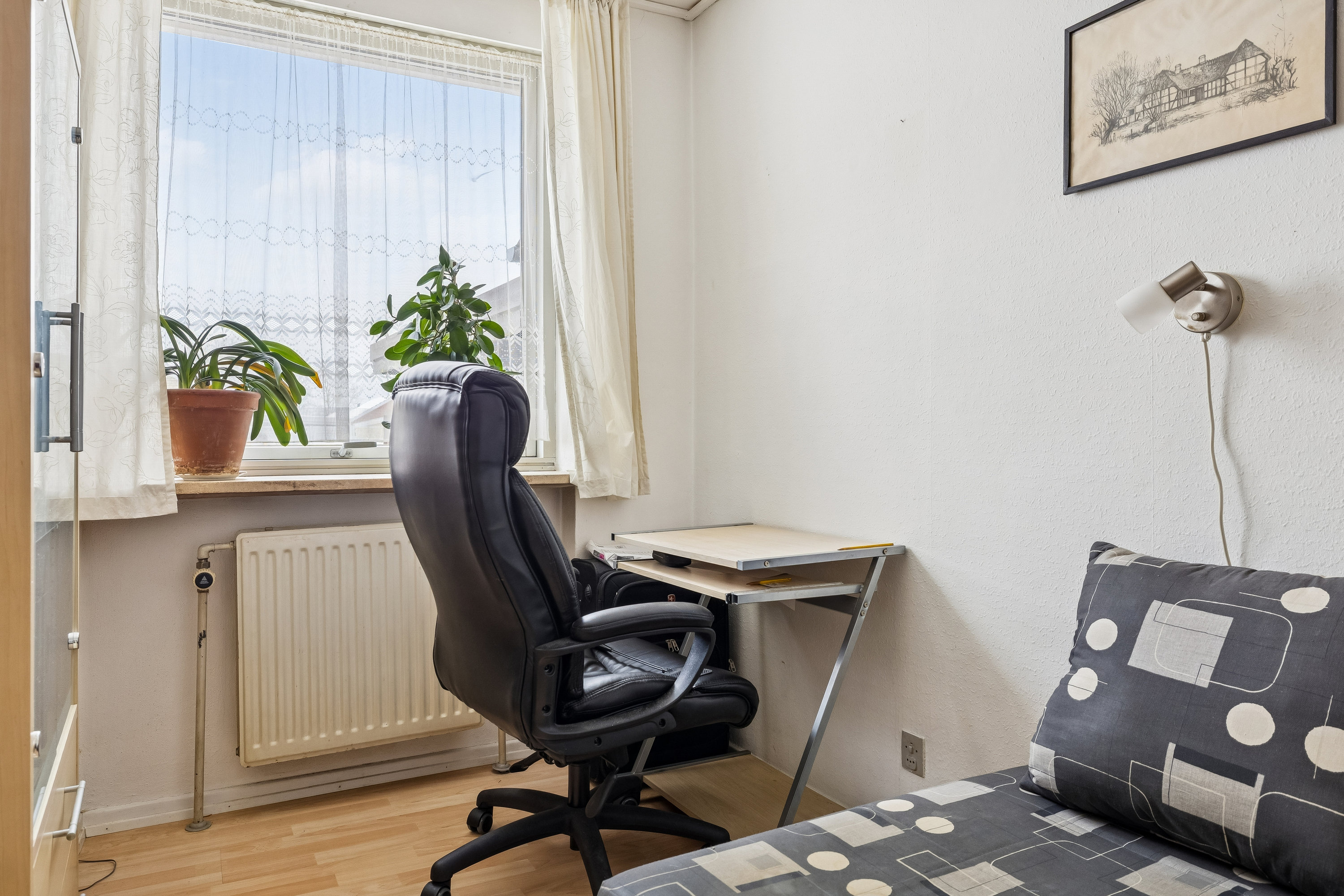 Fremhævet værelse billede i fuldskærmstilstand. Billede af Lykkegårdsvej 28, Snestrup, 5210 Odense NV