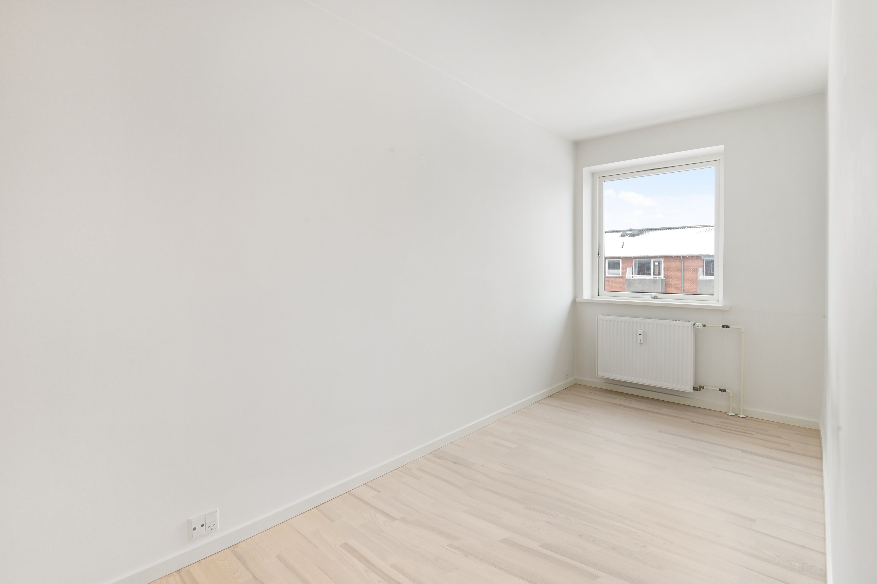 Fremhævet andet billede i fuldskærmstilstand. Billede af Taastrup Have 43, 2. th., 2630 Taastrup