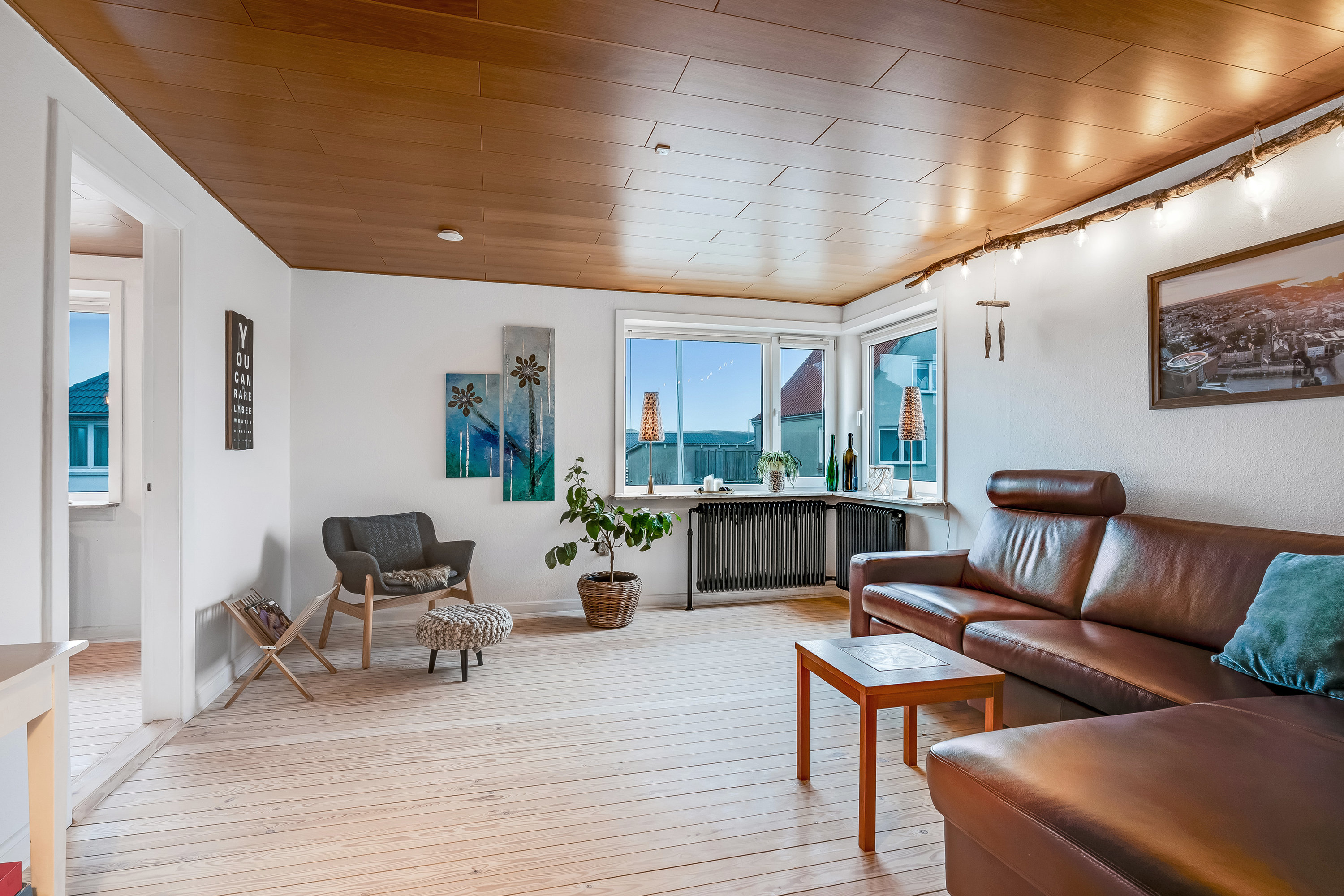 Fremhævet stue billede i fuldskærmstilstand. Billede af Søndergade 29, 6960 Hvide Sande