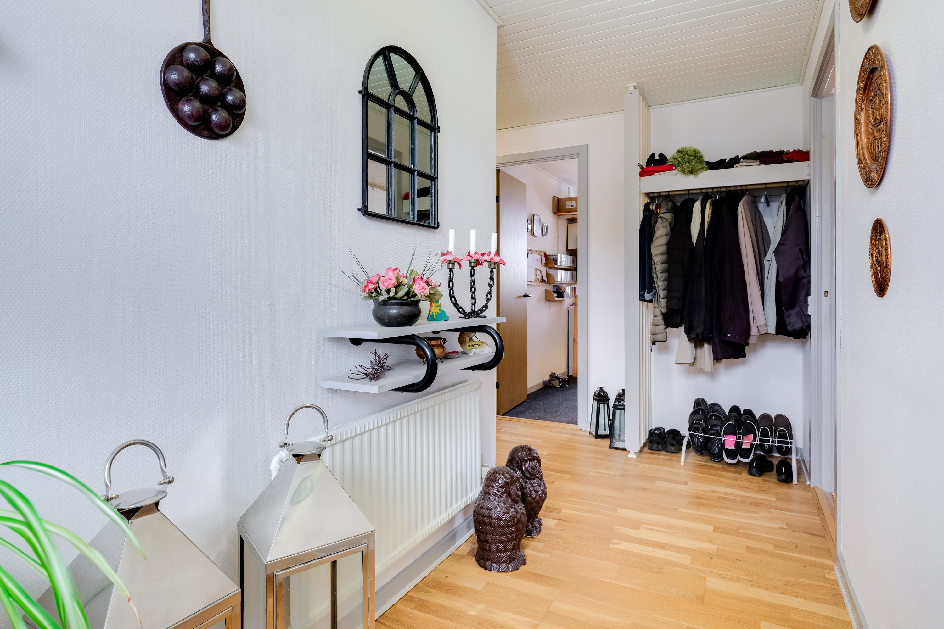 Miniaturebillede 1: entré. Billede af Æblehaven 4, 5683 Haarby