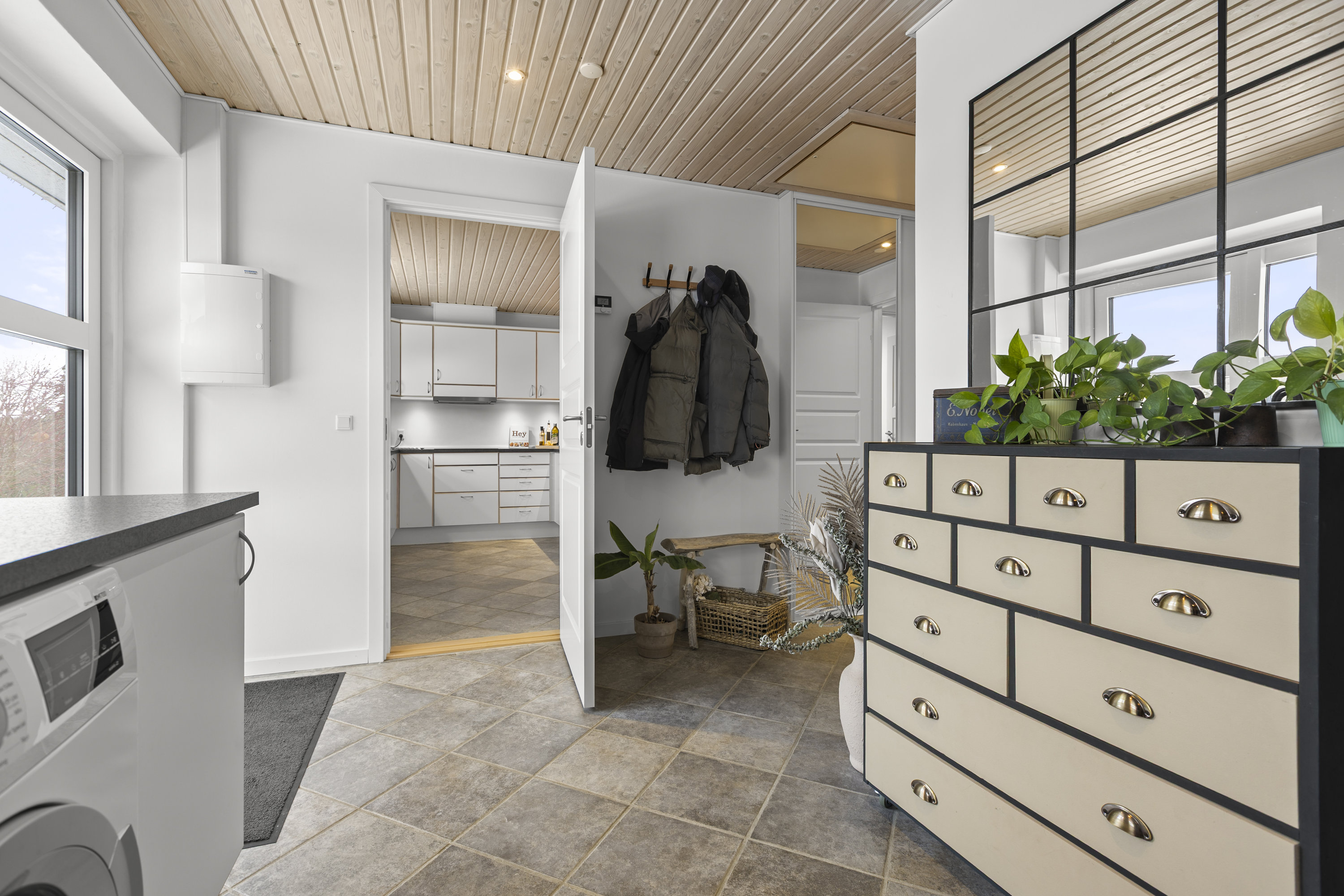 Fremhævet entré billede i fuldskærmstilstand. Billede af Sikavej 50, 4050 Skibby