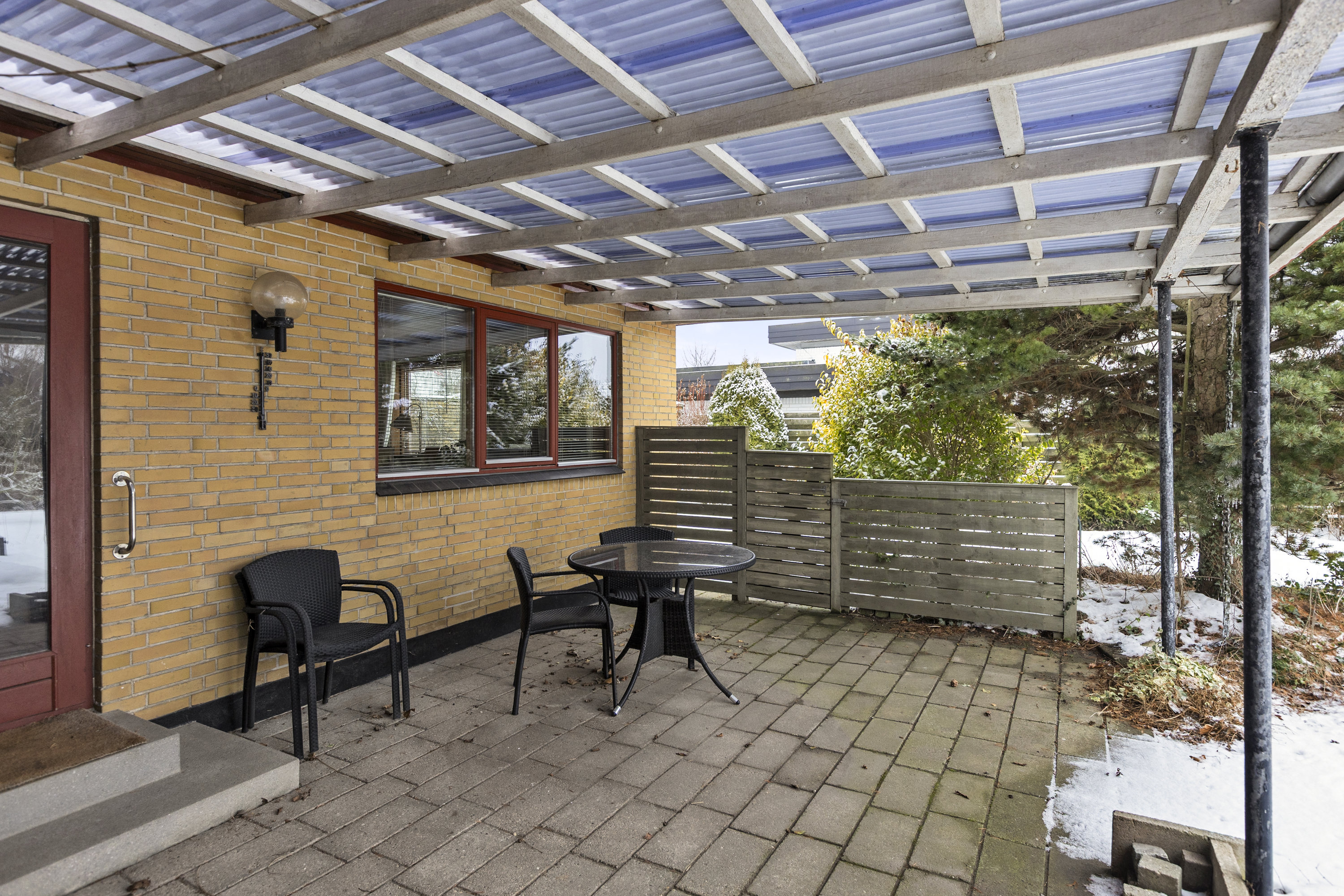 Fremhævet overdækket terrasse billede i fuldskærmstilstand. Billede af Lyshøj 7, 4220 Korsør