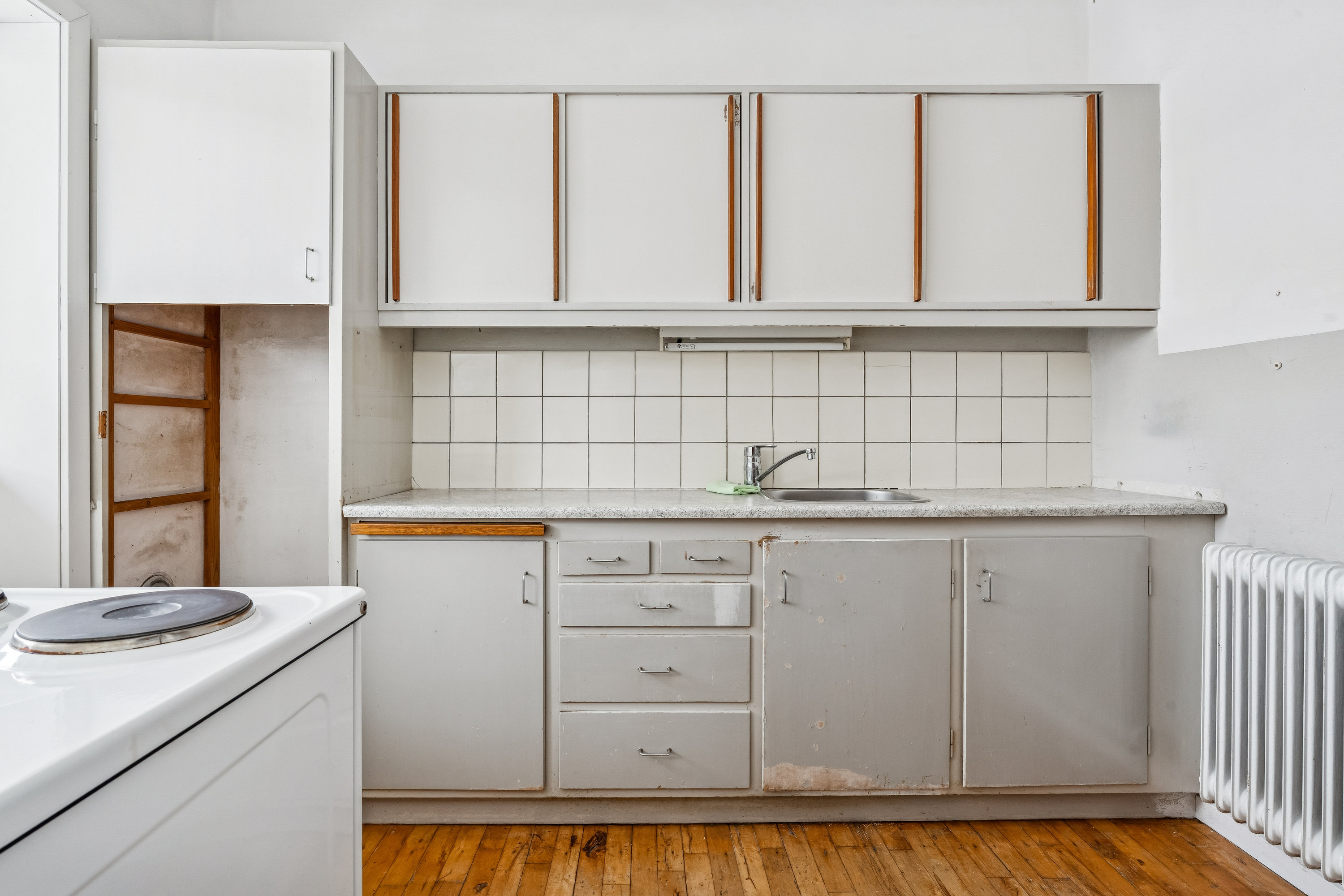 Fremhævet køkken billede i fuldskærmstilstand. Billede af Roald Amundsens Vej 11, st.., 9210 Aalborg SØ