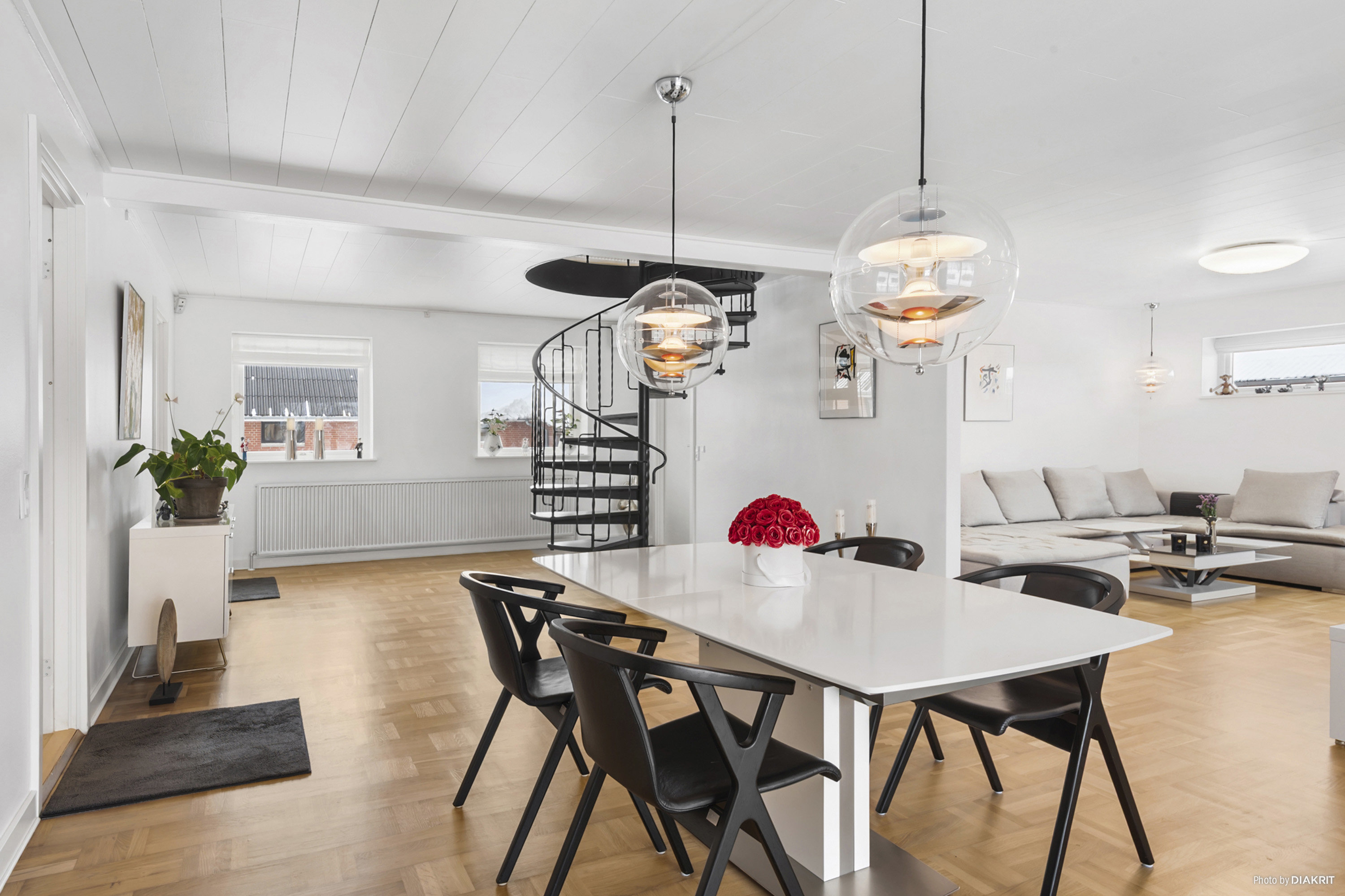 Fremhævet spisestue billede i fuldskærmstilstand. Billede af Alminde 9, Enderslev, 4652 Hårlev