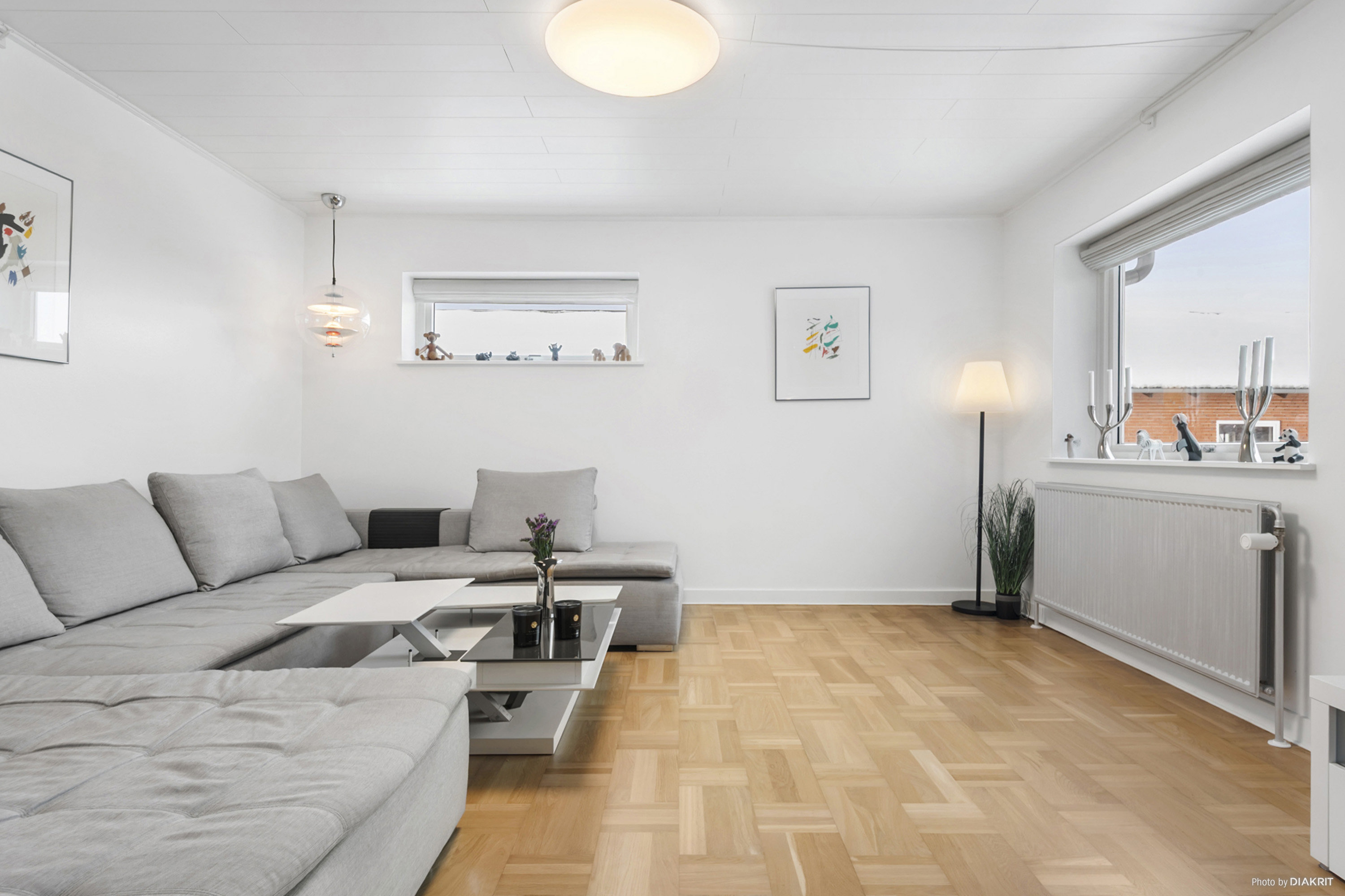 Fremhævet stue billede i fuldskærmstilstand. Billede af Alminde 9, Enderslev, 4652 Hårlev