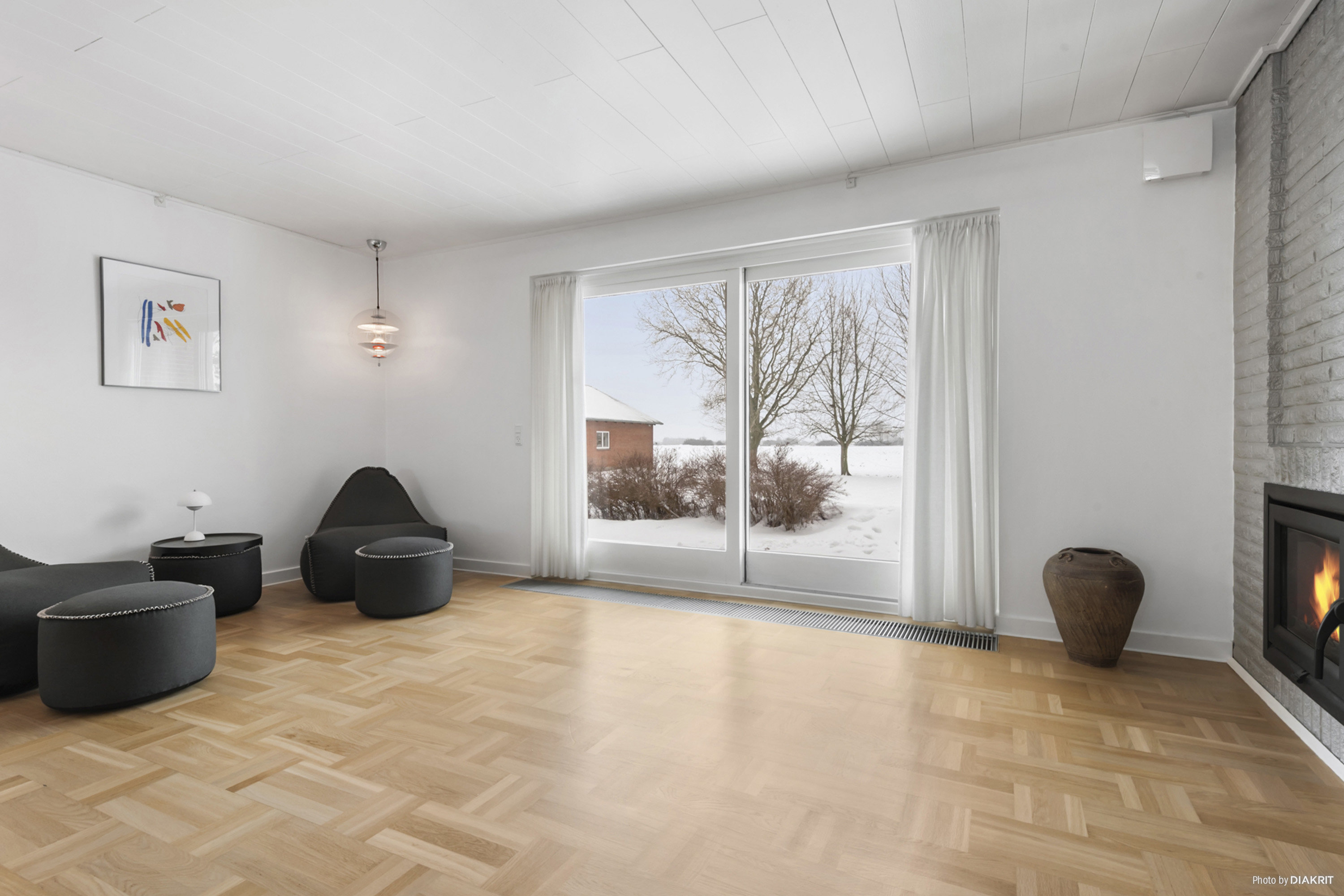 Fremhævet stue billede i fuldskærmstilstand. Billede af Alminde 9, Enderslev, 4652 Hårlev