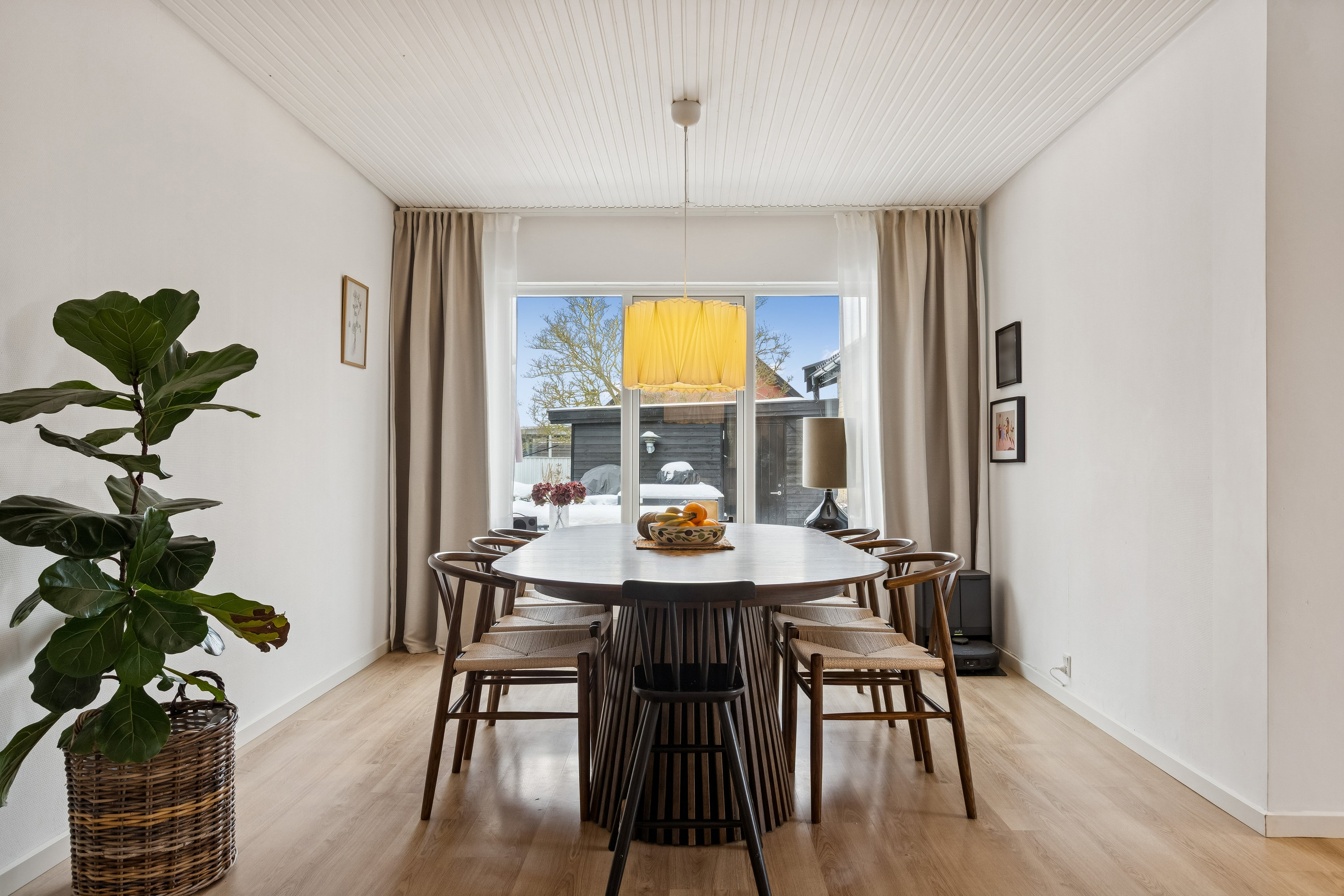 Fremhævet stue billede i fuldskærmstilstand. Billede af Grindsted Alle 1, 2770 Kastrup