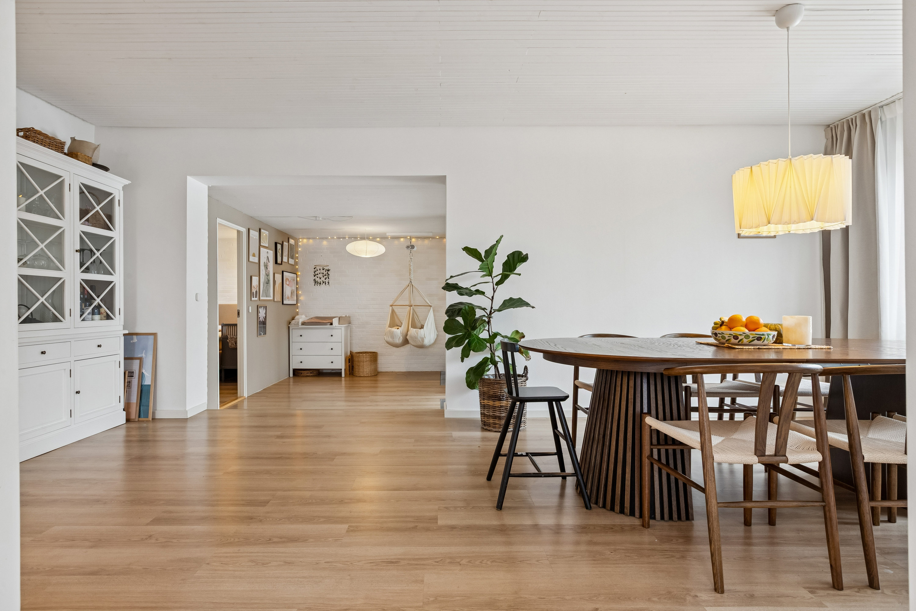 Fremhævet stue billede i fuldskærmstilstand. Billede af Grindsted Alle 1, 2770 Kastrup