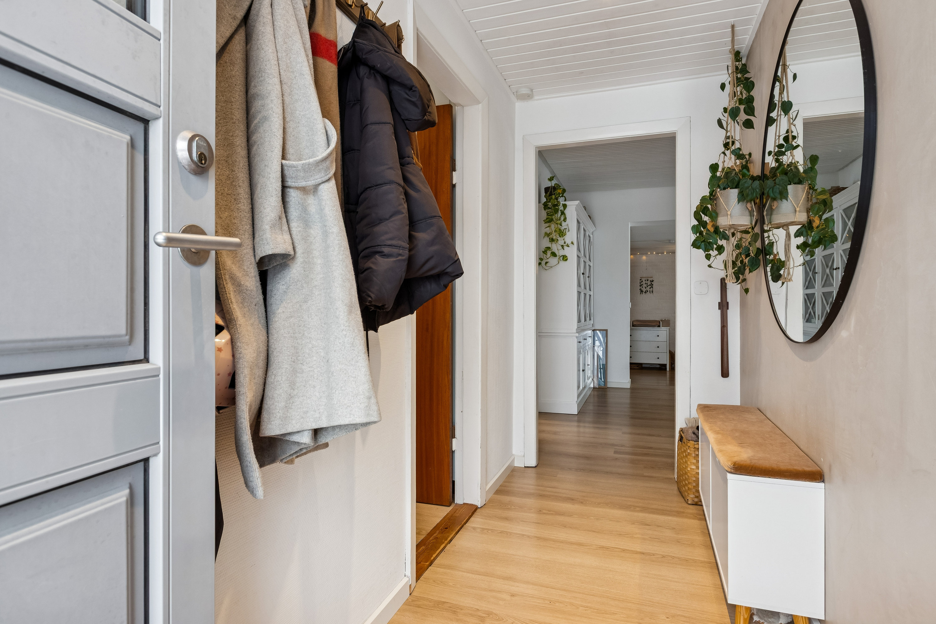 Fremhævet gang billede i fuldskærmstilstand. Billede af Grindsted Alle 1, 2770 Kastrup