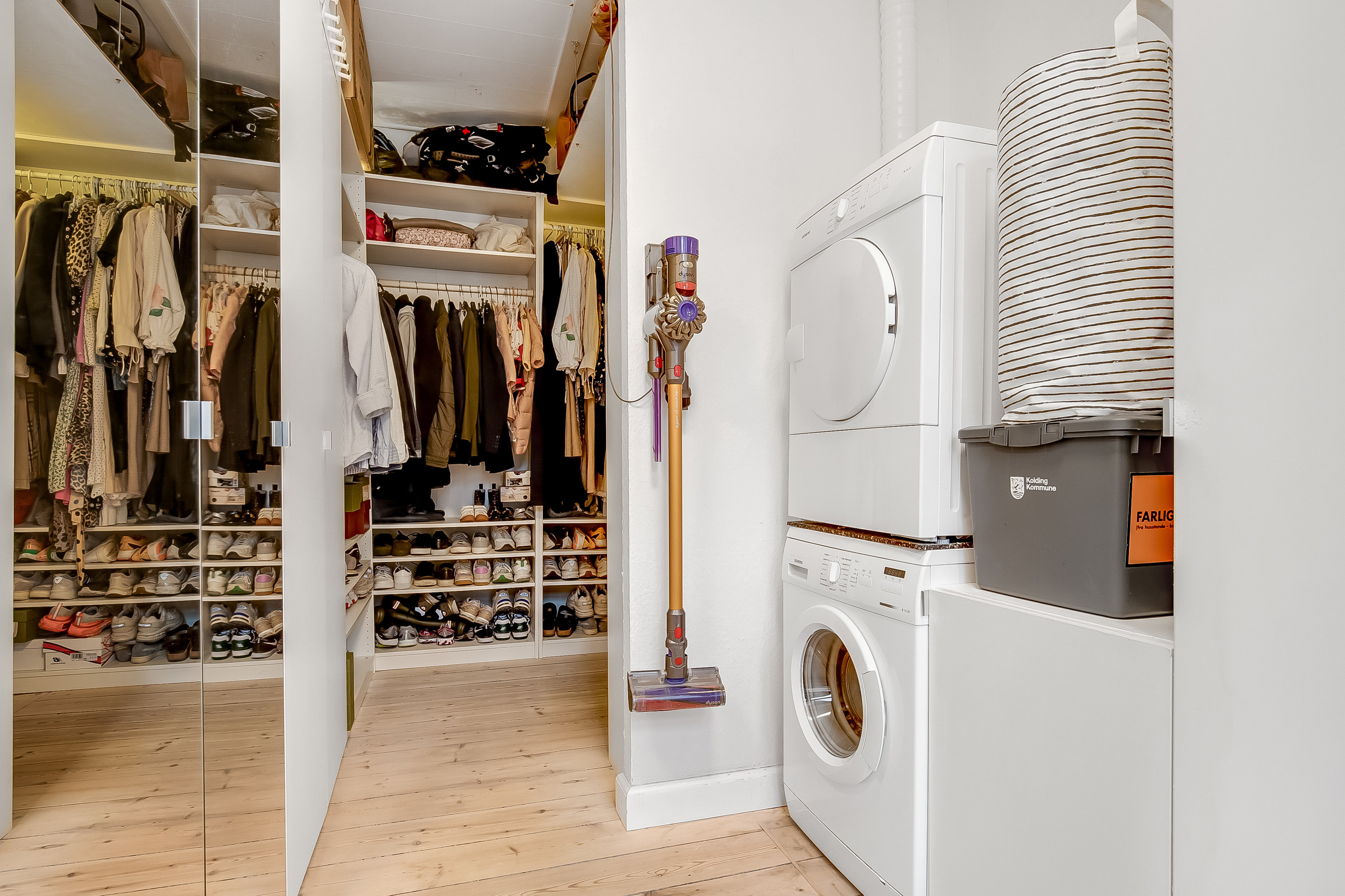 Fremhævet andet billede i fuldskærmstilstand. Billede af Helligkorsgade 2B, 2. tv., 6000 Kolding