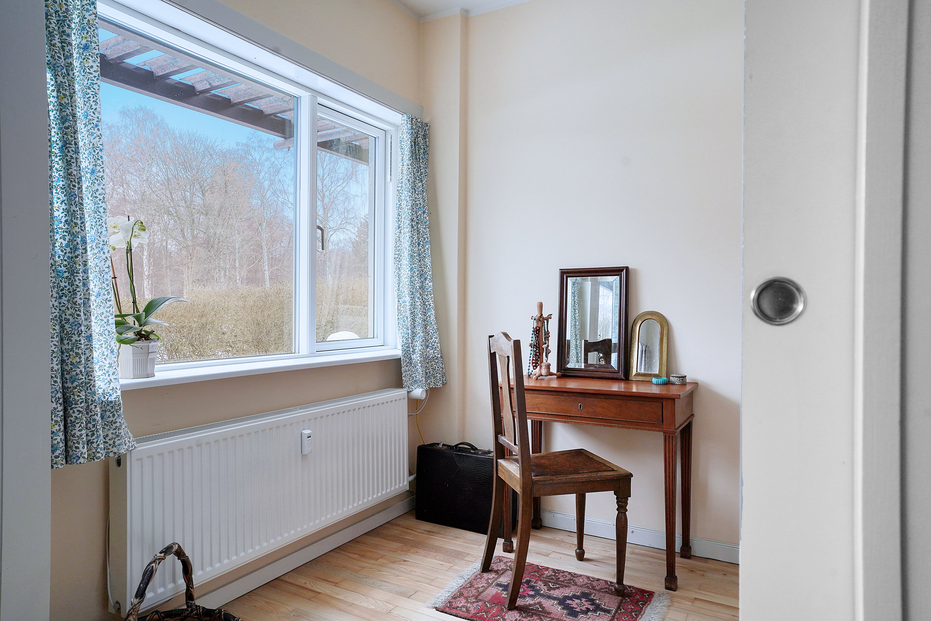 Fremhævet værelse billede i fuldskærmstilstand. Billede af Søllerød Park 16, st.. 1., Søllerød, 2840 Holte