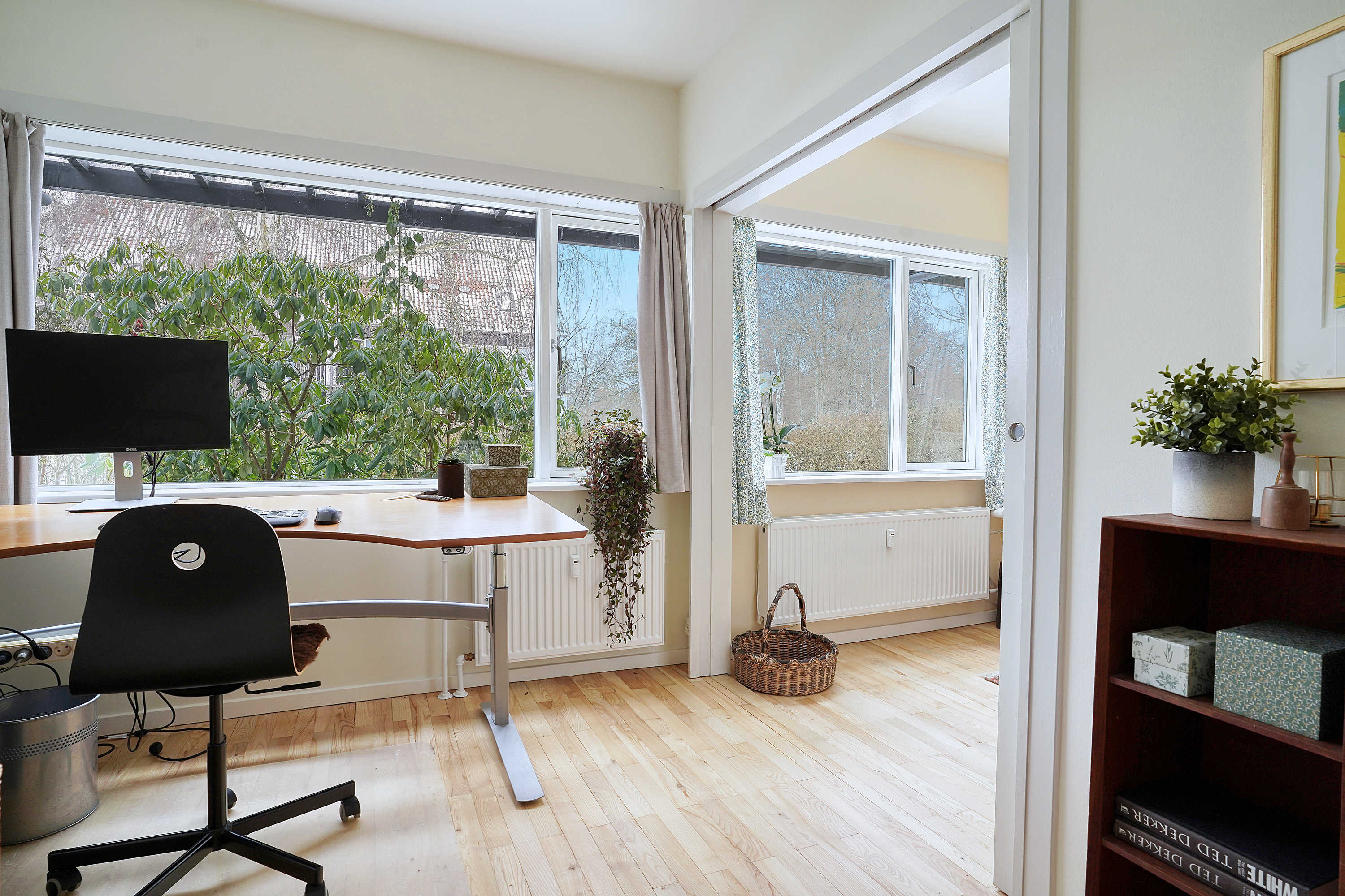 Fremhævet værelse billede i fuldskærmstilstand. Billede af Søllerød Park 16, st.. 1., Søllerød, 2840 Holte