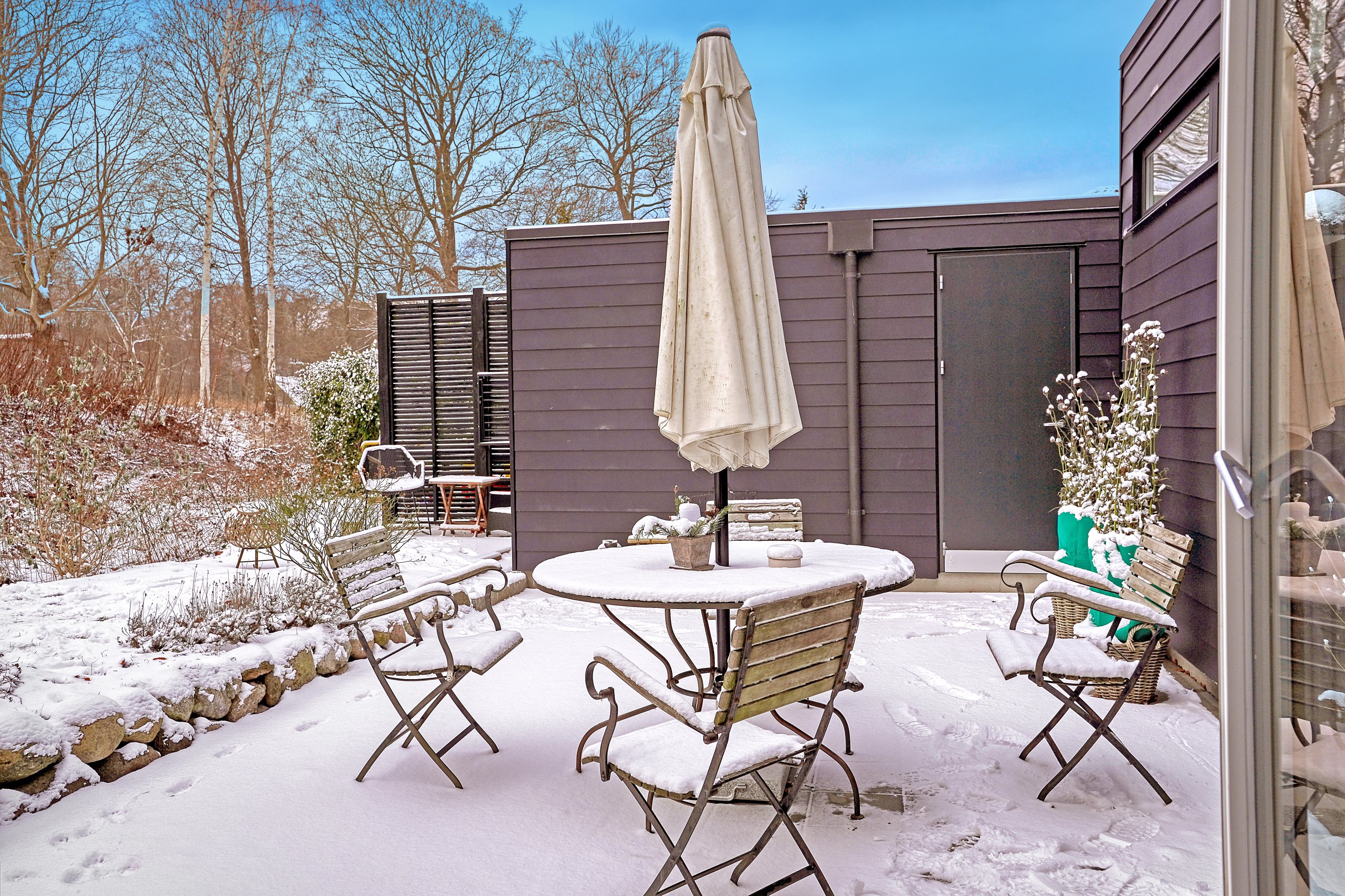 Fremhævet terrasse billede i fuldskærmstilstand. Billede af Nordre Strandvej 25, 3000 Helsingør