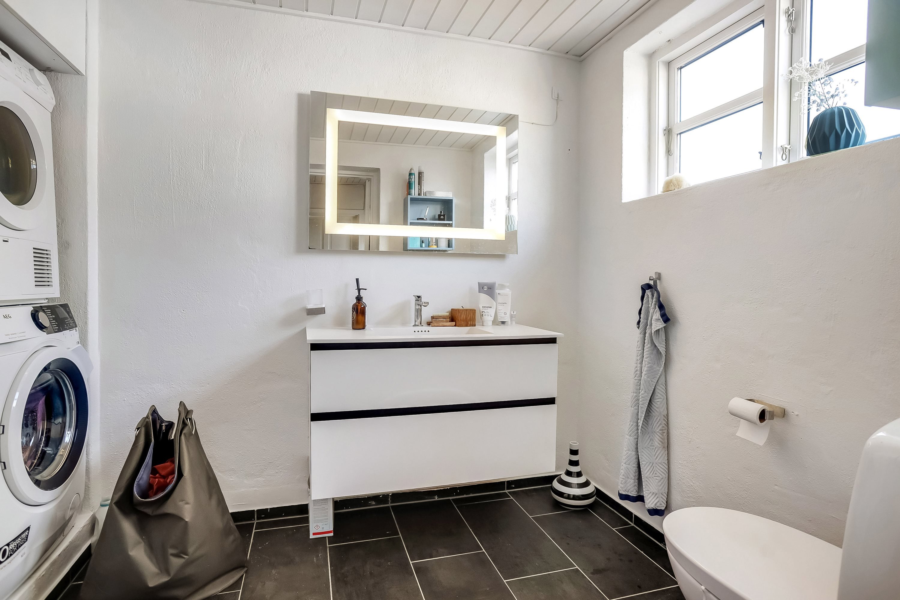 Fremhævet  billede i fuldskærmstilstand. Billede af Rogenstrupvej 6, 8831 Løgstrup