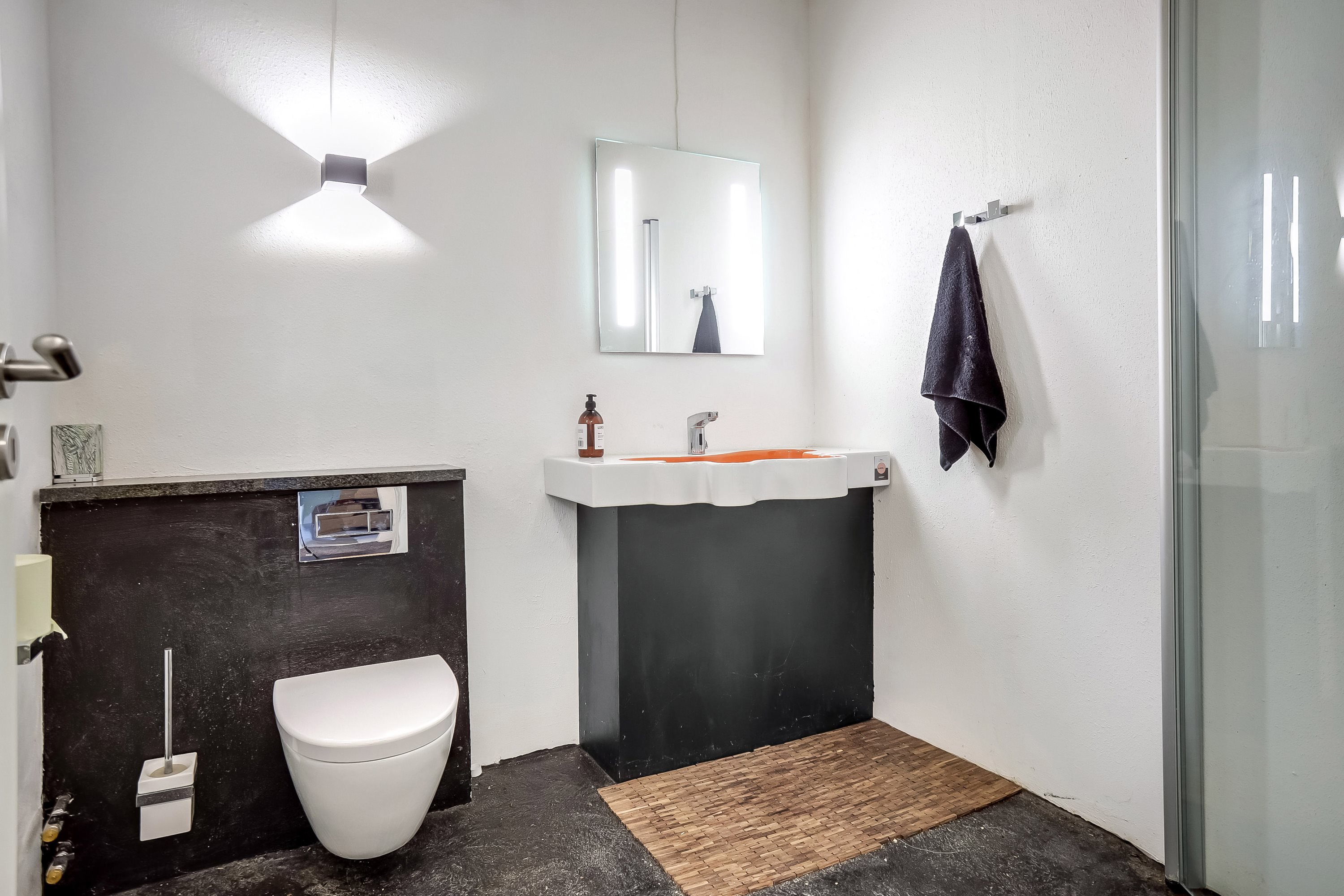 Fremhævet  billede i fuldskærmstilstand. Billede af Rogenstrupvej 6, 8831 Løgstrup