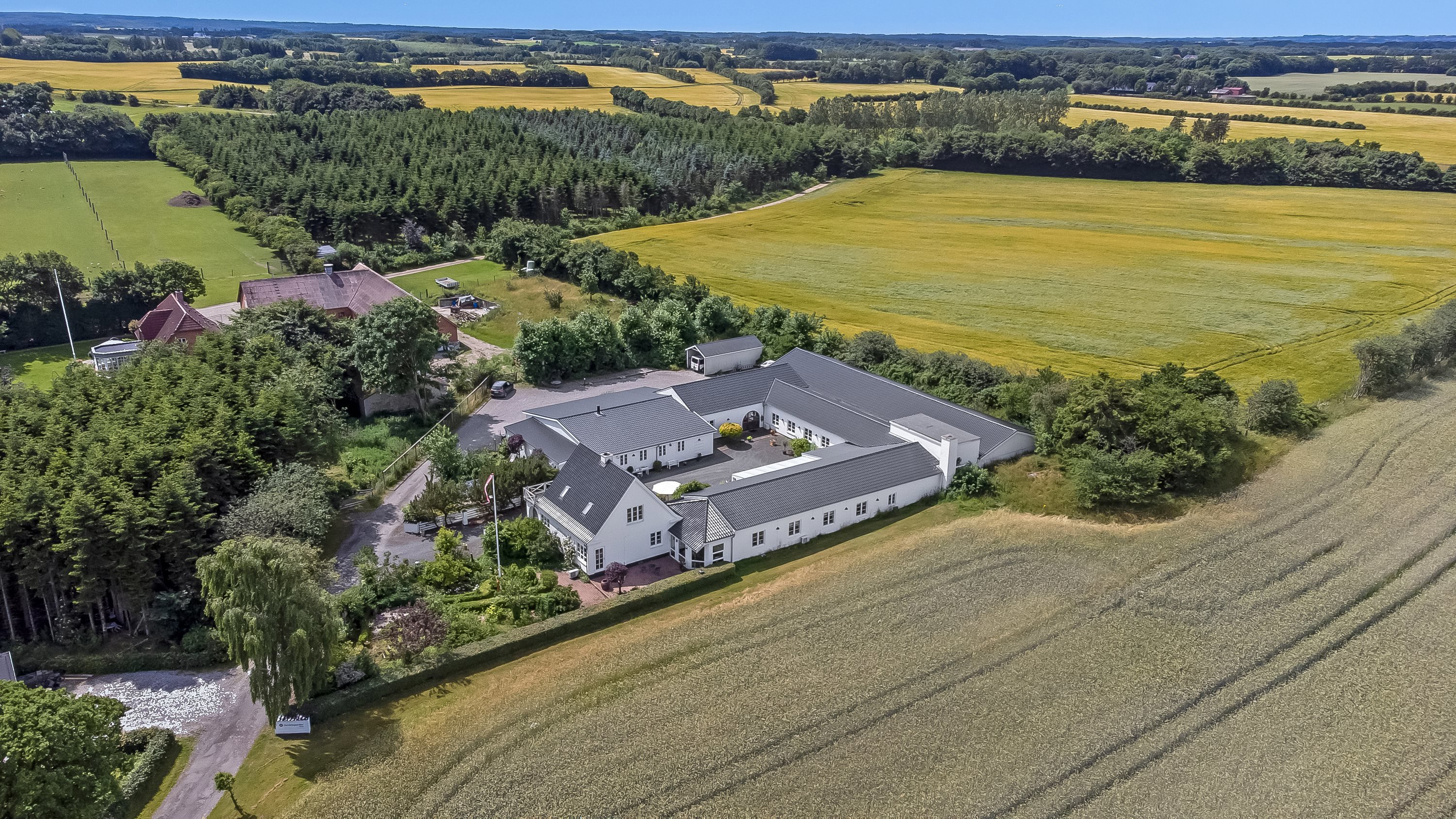 Fremhævet  billede i fuldskærmstilstand. Billede af Rogenstrupvej 6, 8831 Løgstrup