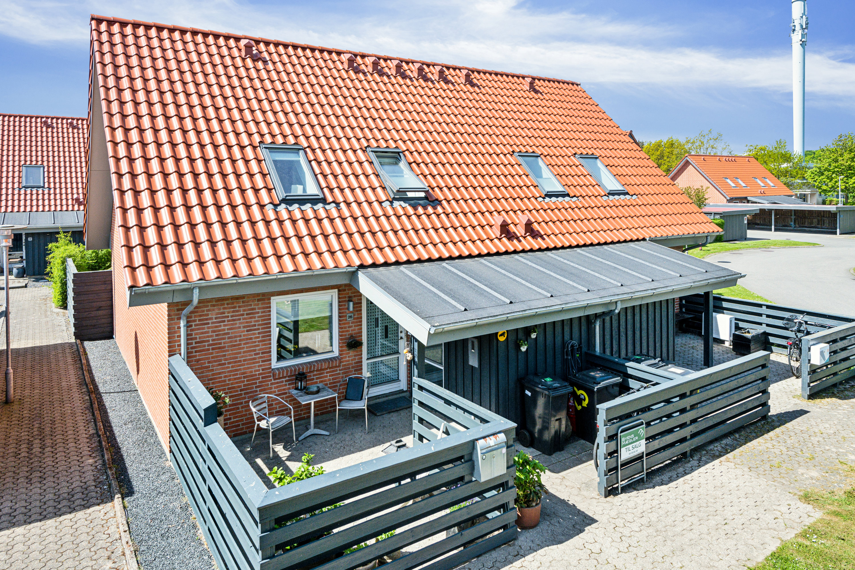 Fremhævet  billede i fuldskærmstilstand. Billede af Jættestuen 26, 9230 Svenstrup J