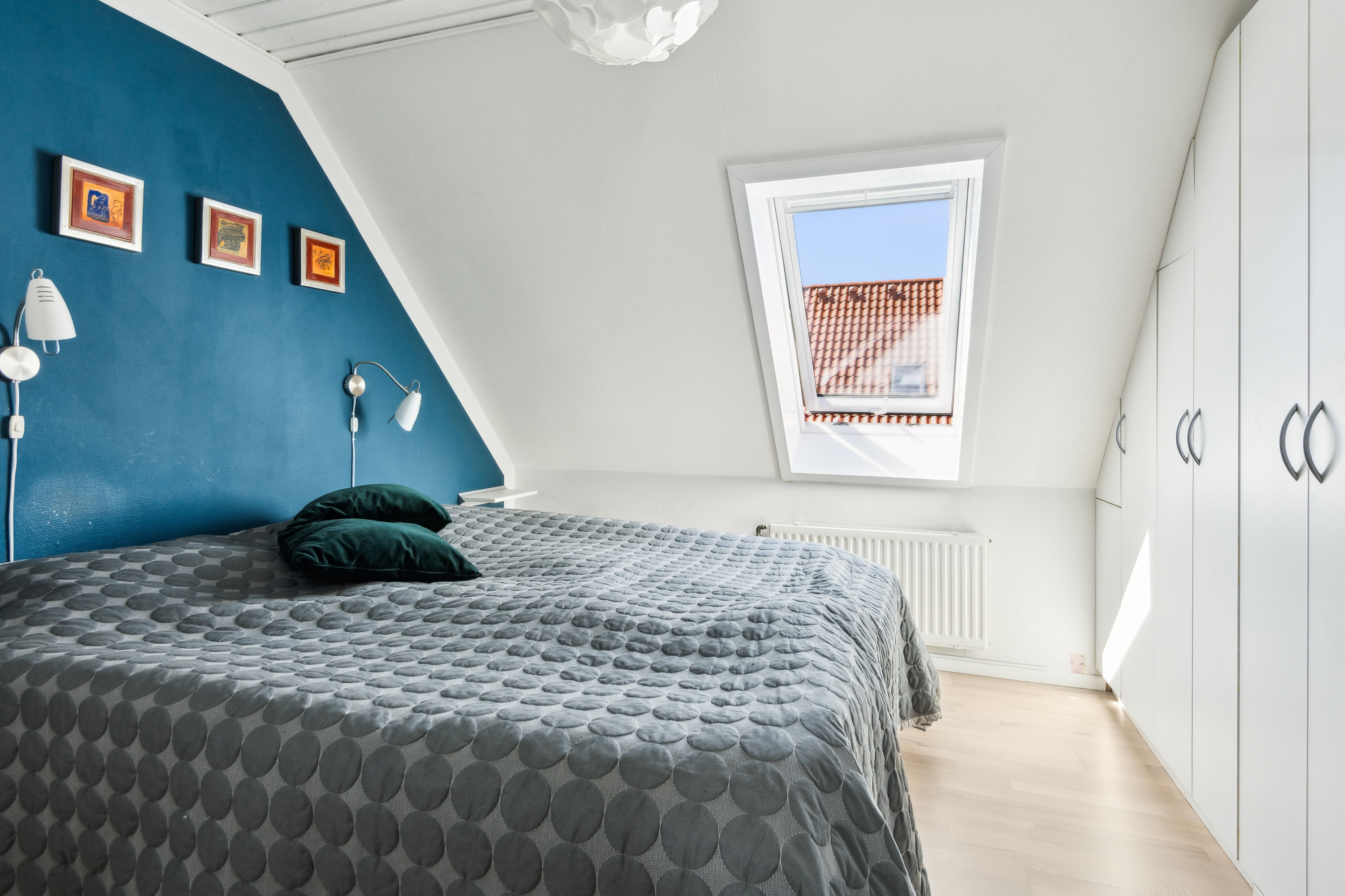 Fremhævet  billede i fuldskærmstilstand. Billede af Jættestuen 26, 9230 Svenstrup J