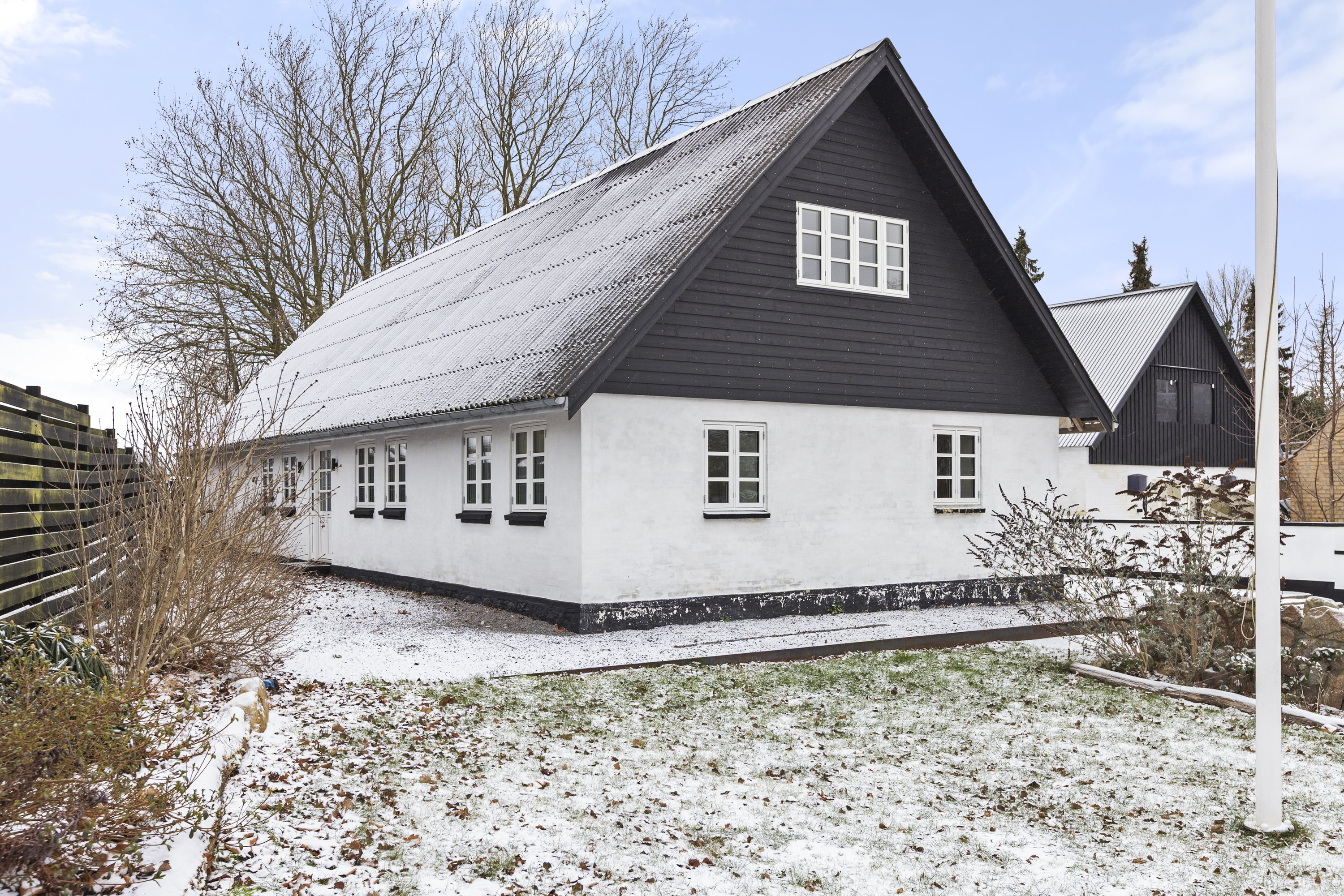 Fremhævet ejendommen billede i fuldskærmstilstand. Billede af Stationsvej 14, 4470 Svebølle