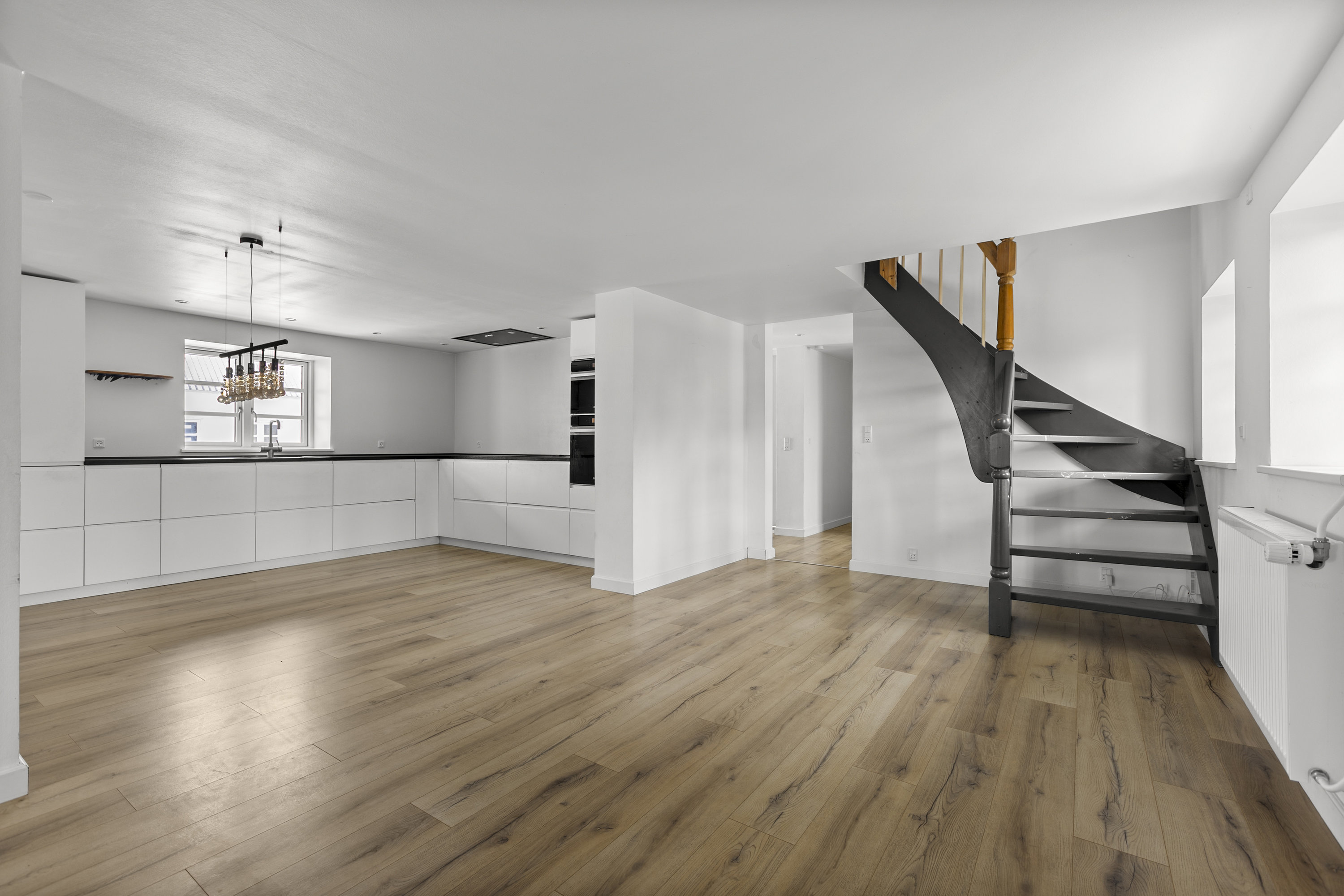 Fremhævet køkken billede i fuldskærmstilstand. Billede af Stationsvej 14, 4470 Svebølle