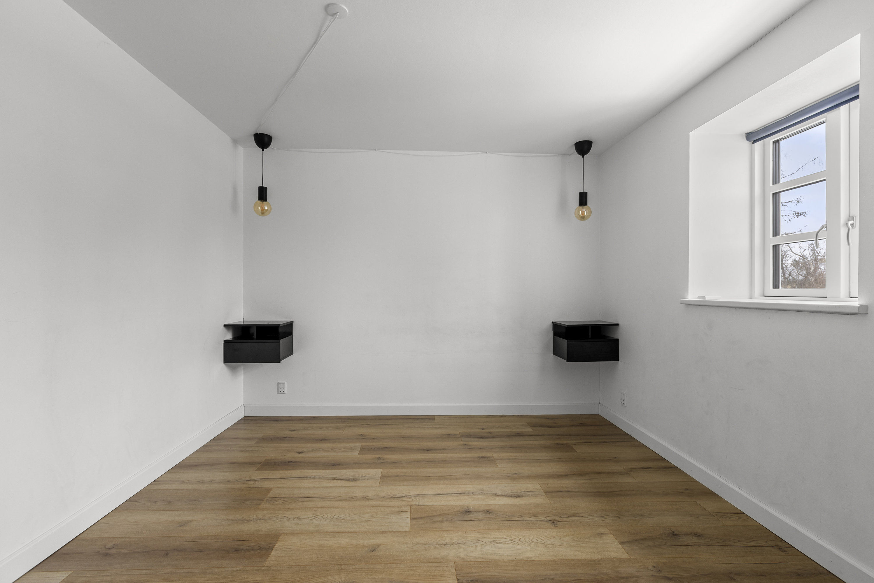 Fremhævet værelse billede i fuldskærmstilstand. Billede af Stationsvej 14, 4470 Svebølle