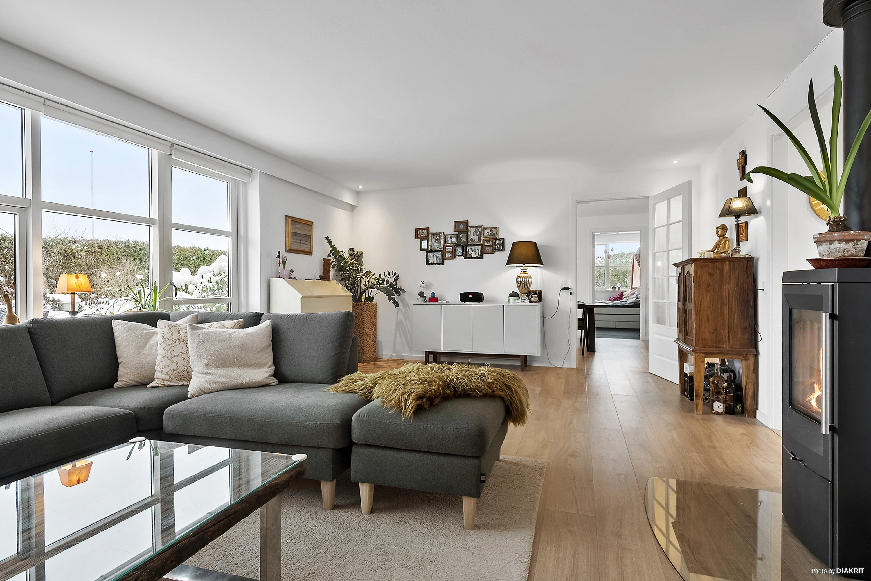 Fremhævet stue billede i fuldskærmstilstand. Billede af Samsøvej 1A, 4600 Køge